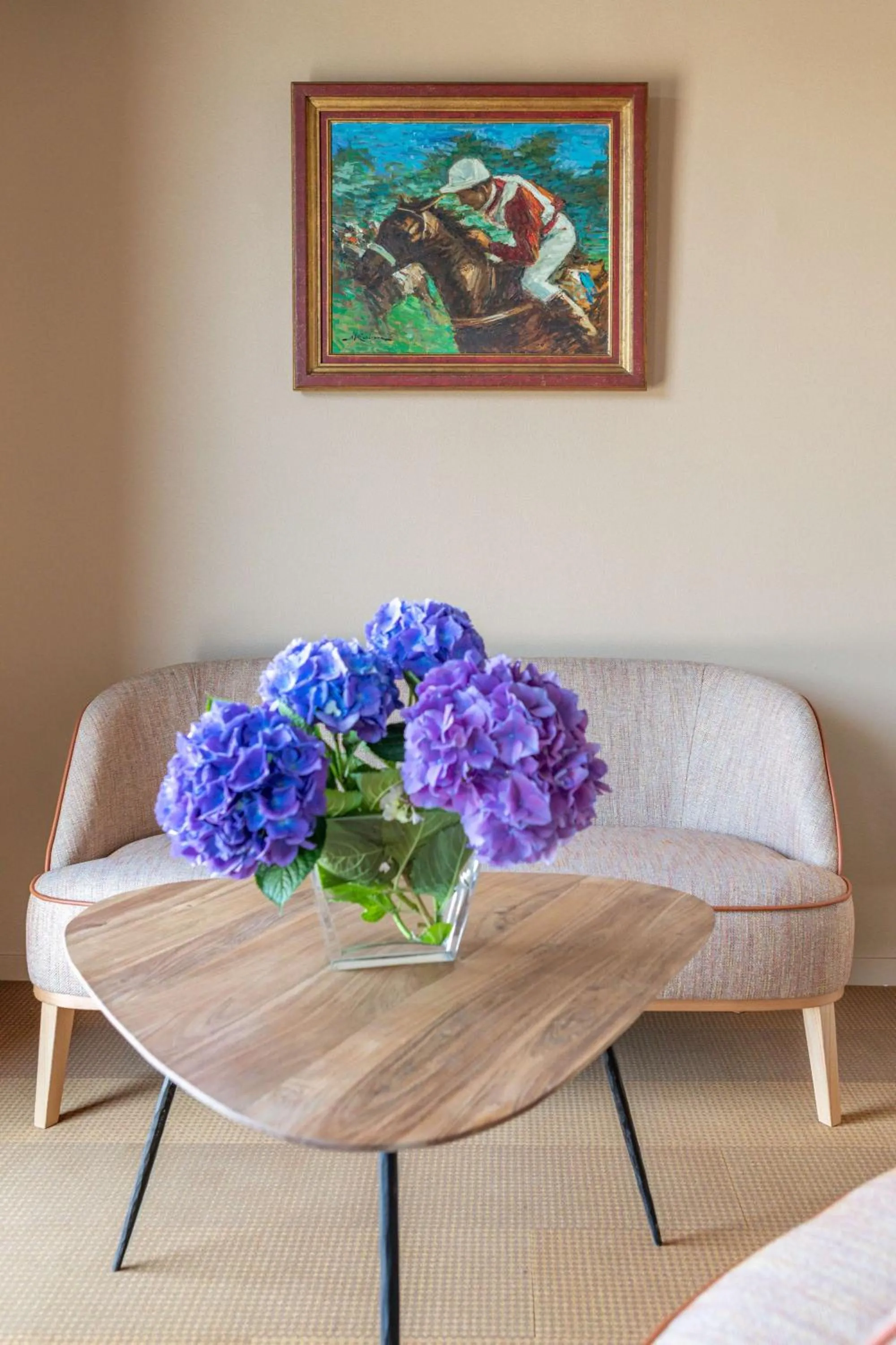 Property building in Brit Hotel Ploermel - Hotel de l'Hippodrome