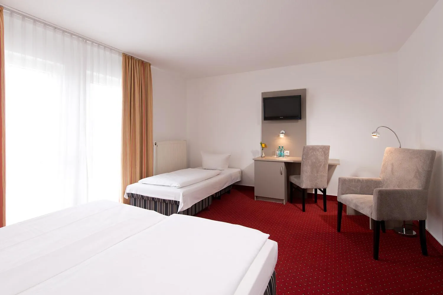 Bed in ACHAT Hotel Frankenthal in der Pfalz