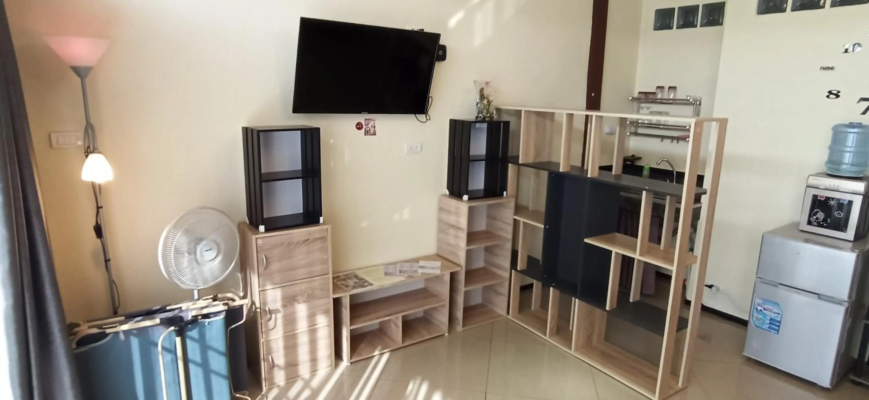 TV and multimedia in Touch the Wind