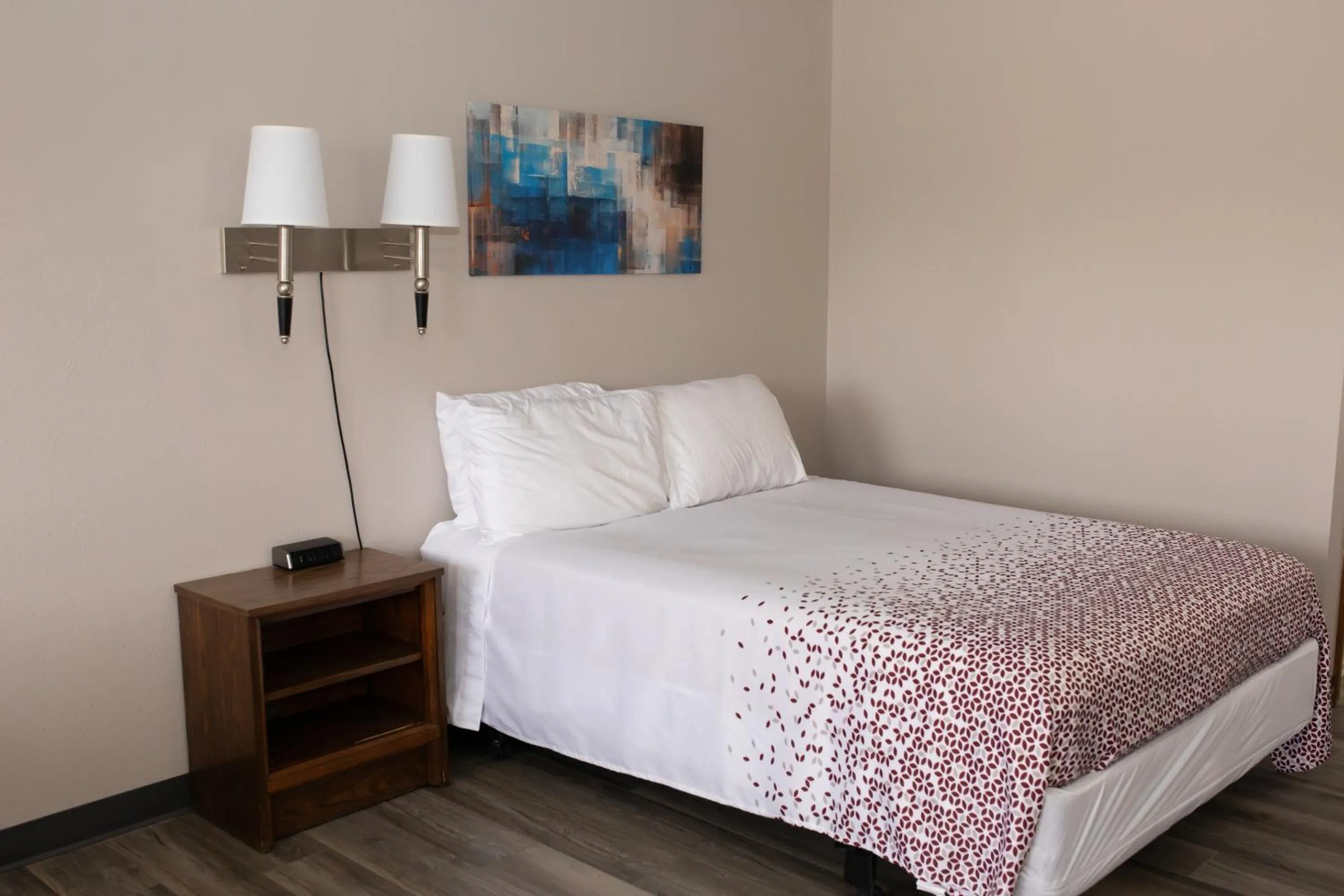 Bed in Shady Rest Motel