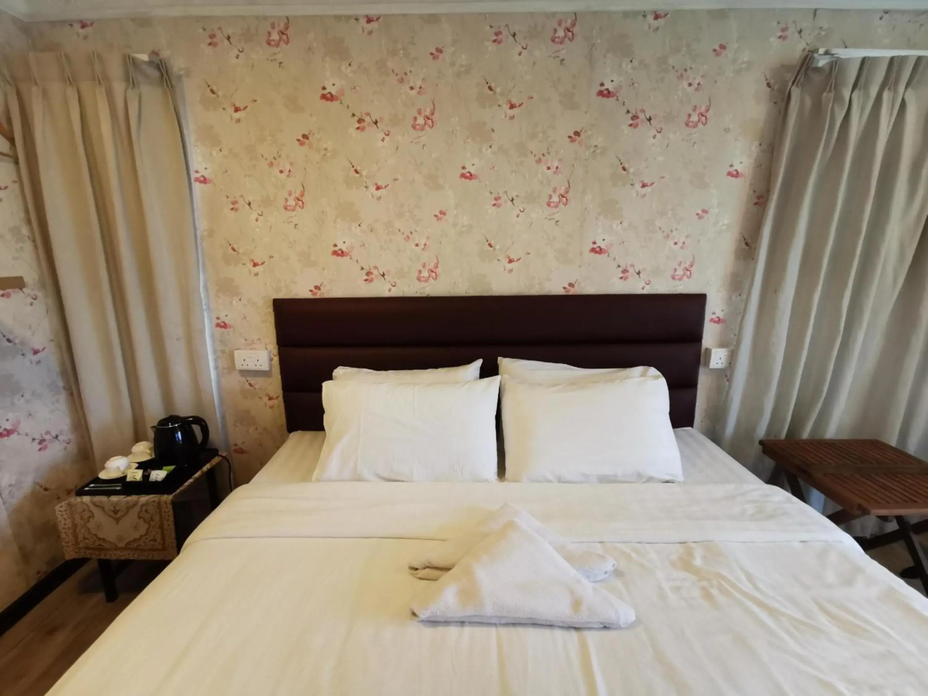 Standard King Room in Hotel O Mount Hill Villa Kundasang Standard King Room in Hotel O Mount Hill Villa Kundasang