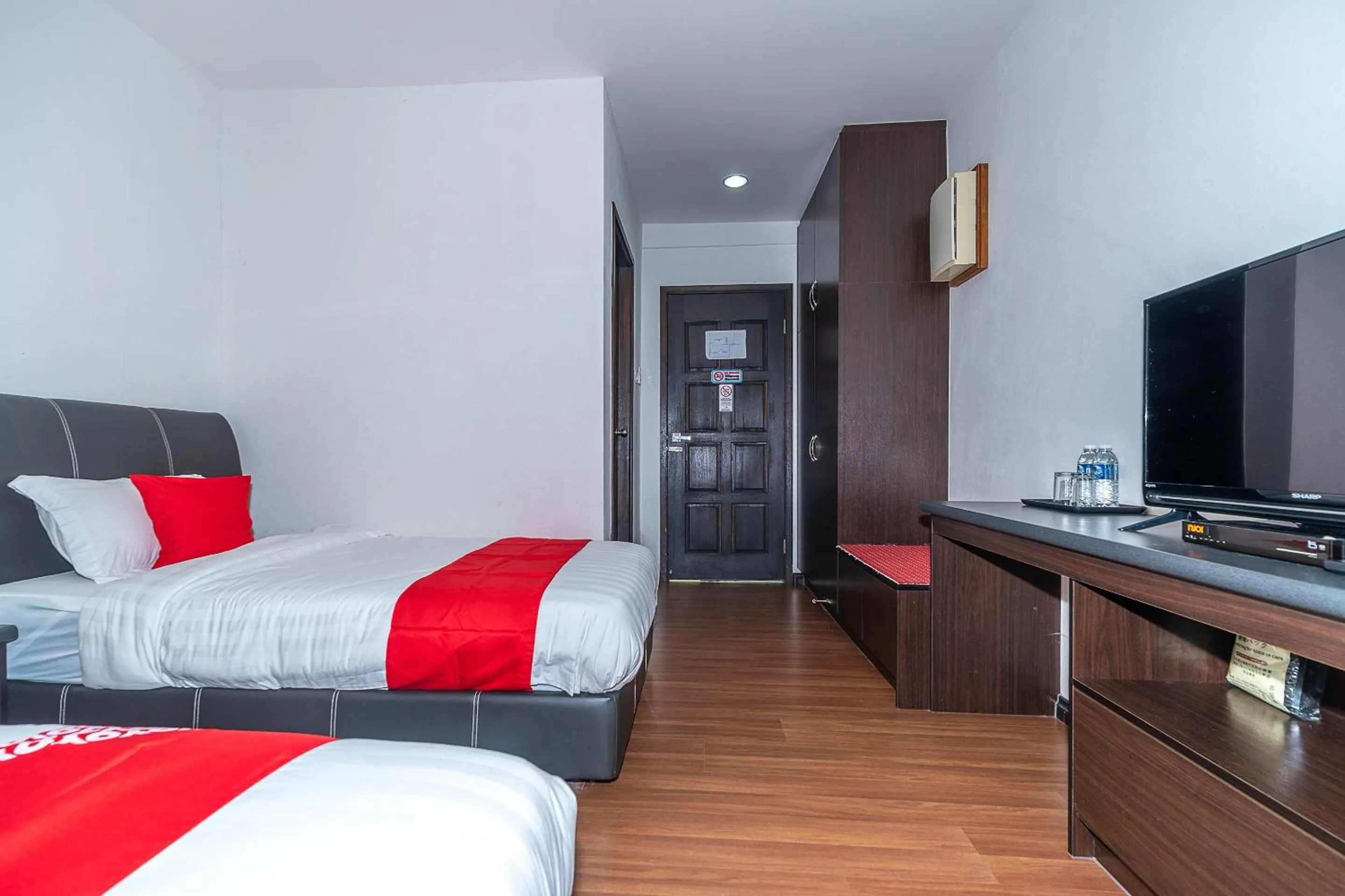 Bedroom, Bed in Hotel O Eagle Wood Garden