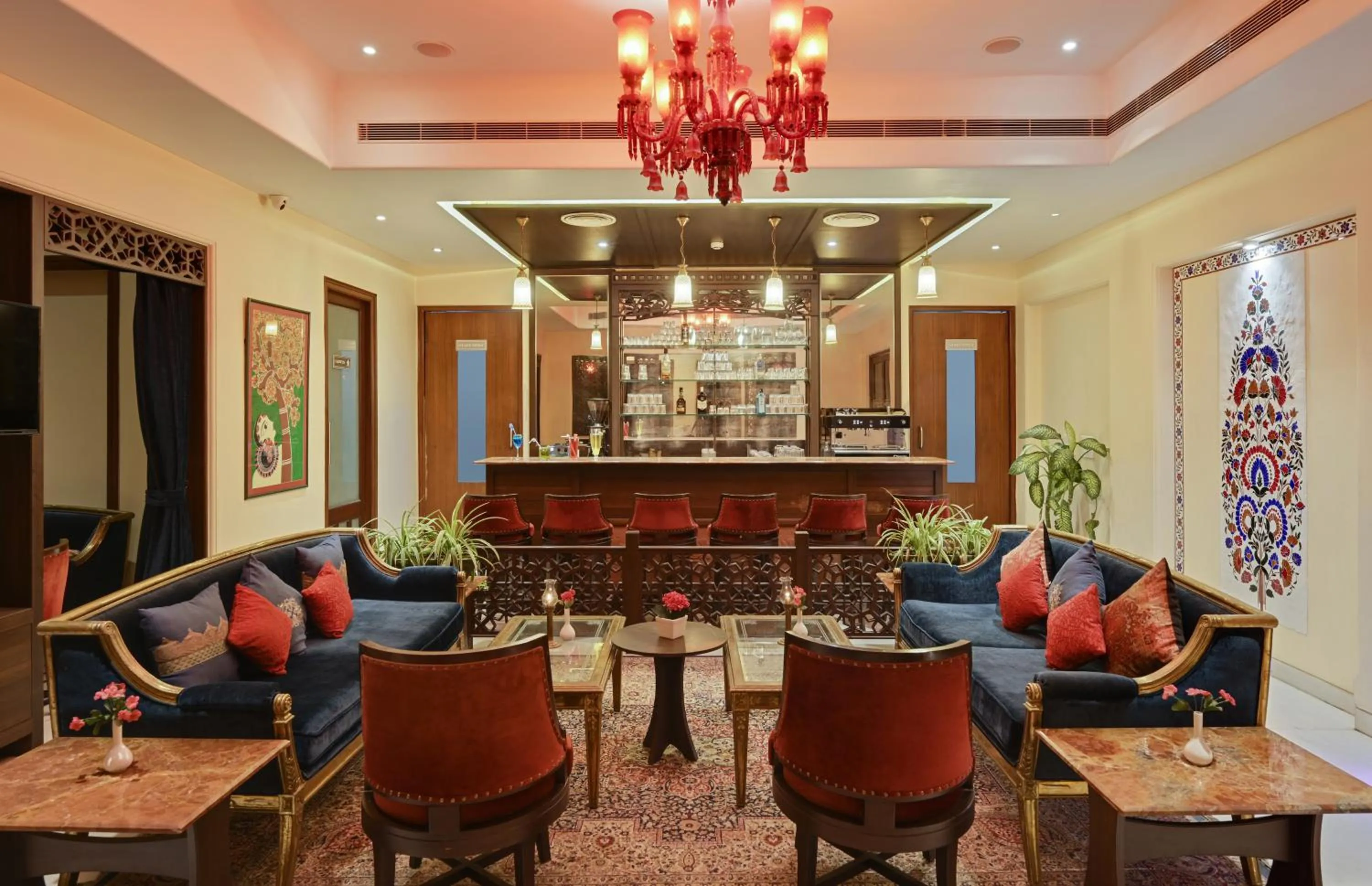 Lounge or bar in Brahma Niwas - Best Lake View Hotel in Udaipur