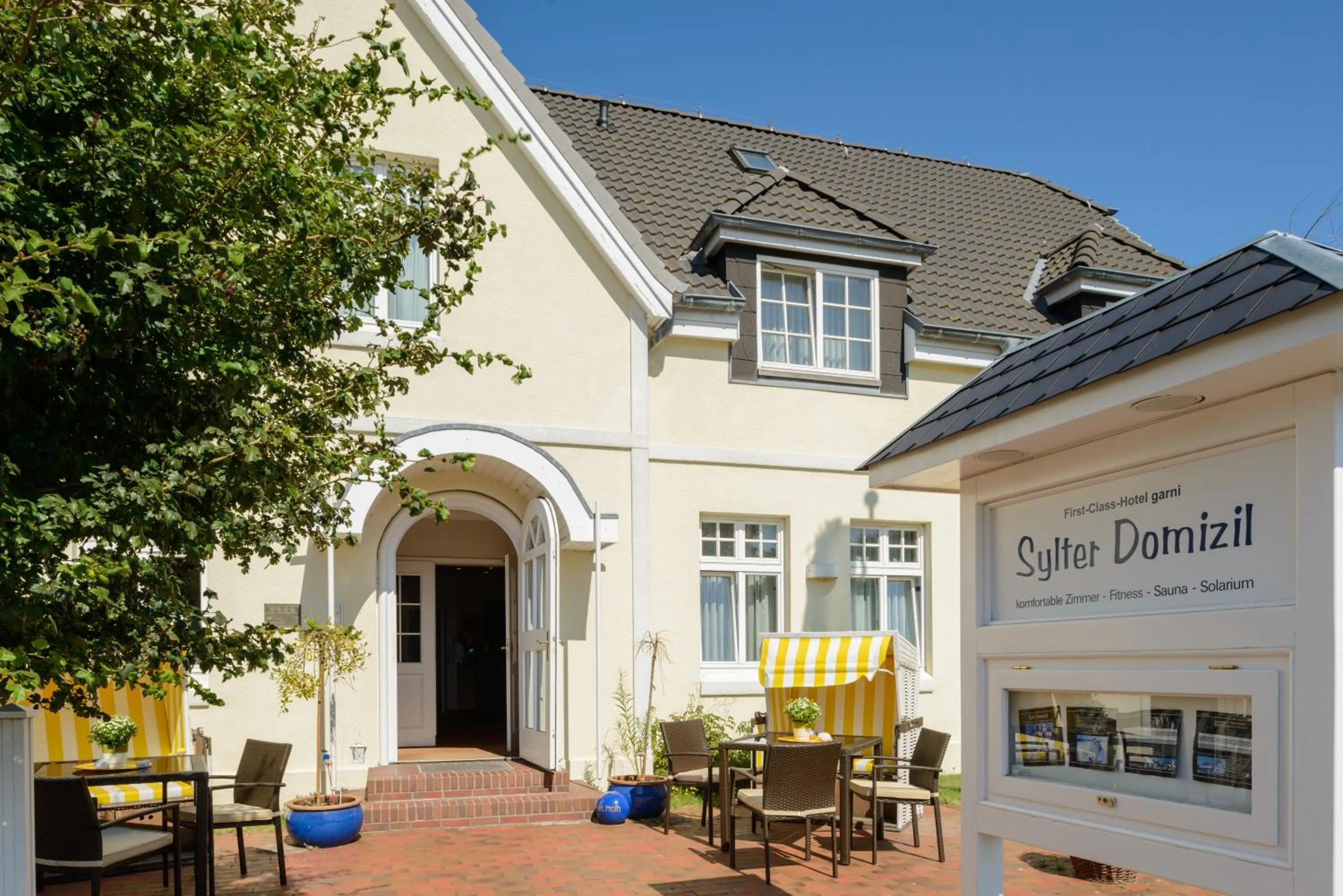 Facade/entrance in Sylter Domizil