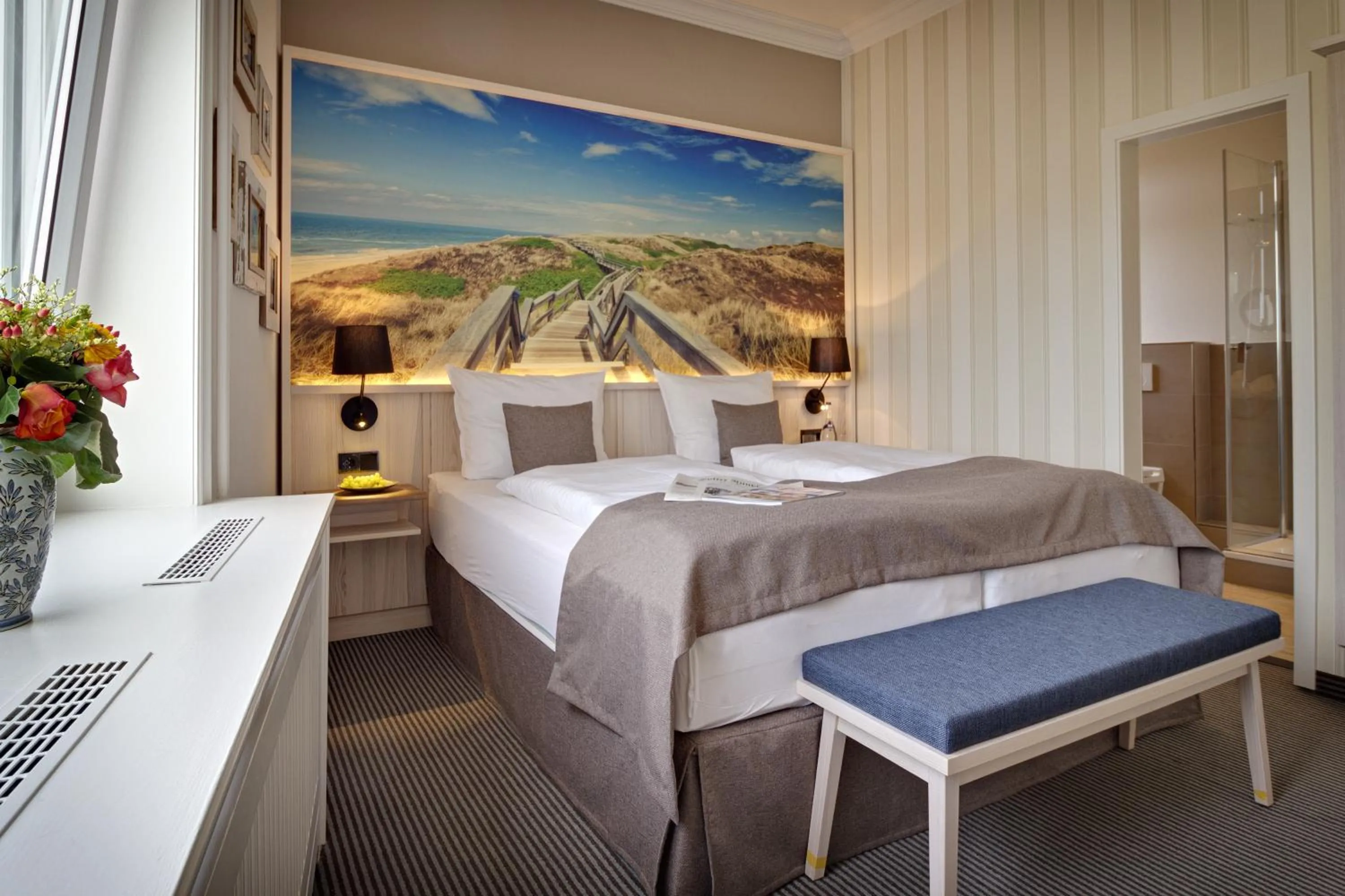 Photo of the whole room, Bed in Sylter Domizil