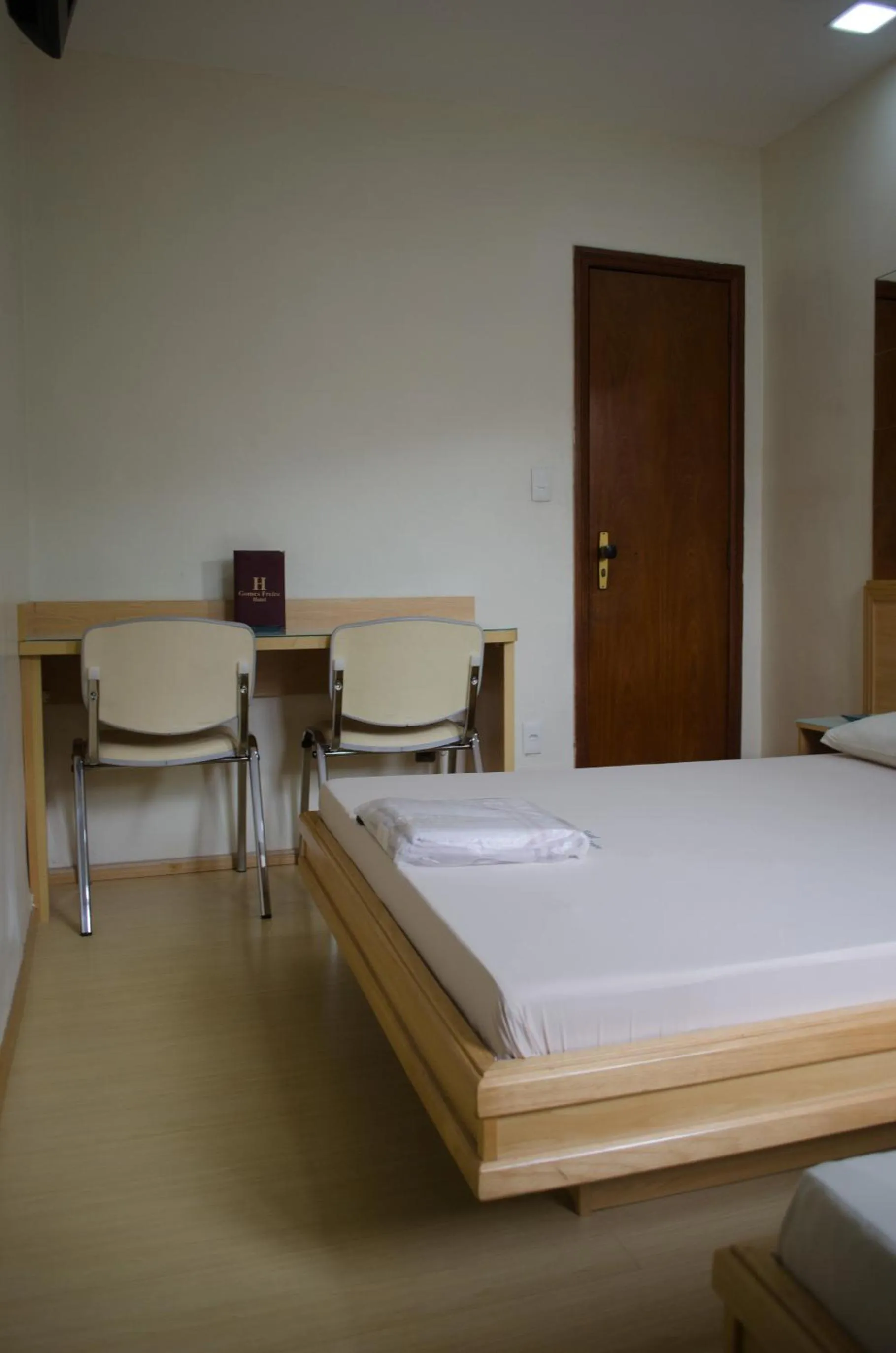 Seating area, Bed in Hotel Gomes Freire (Adult Only)