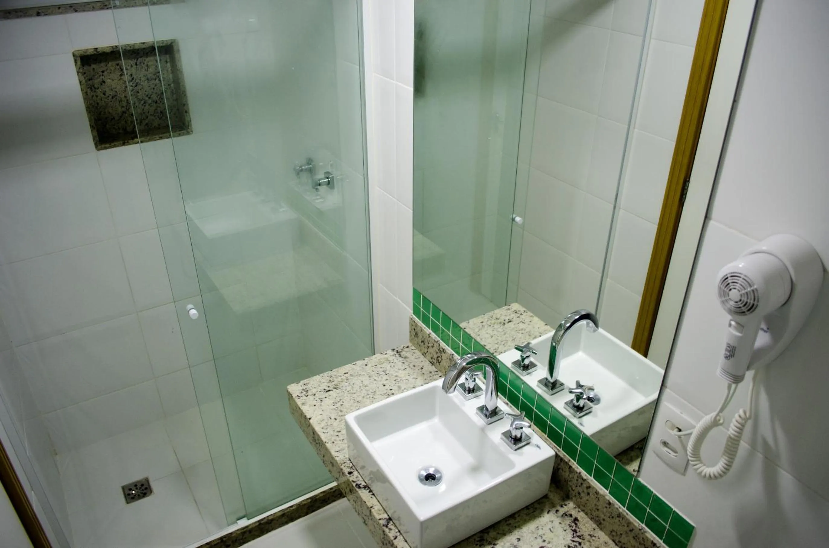 Bathroom in Hotel Gomes Freire (Adult Only)