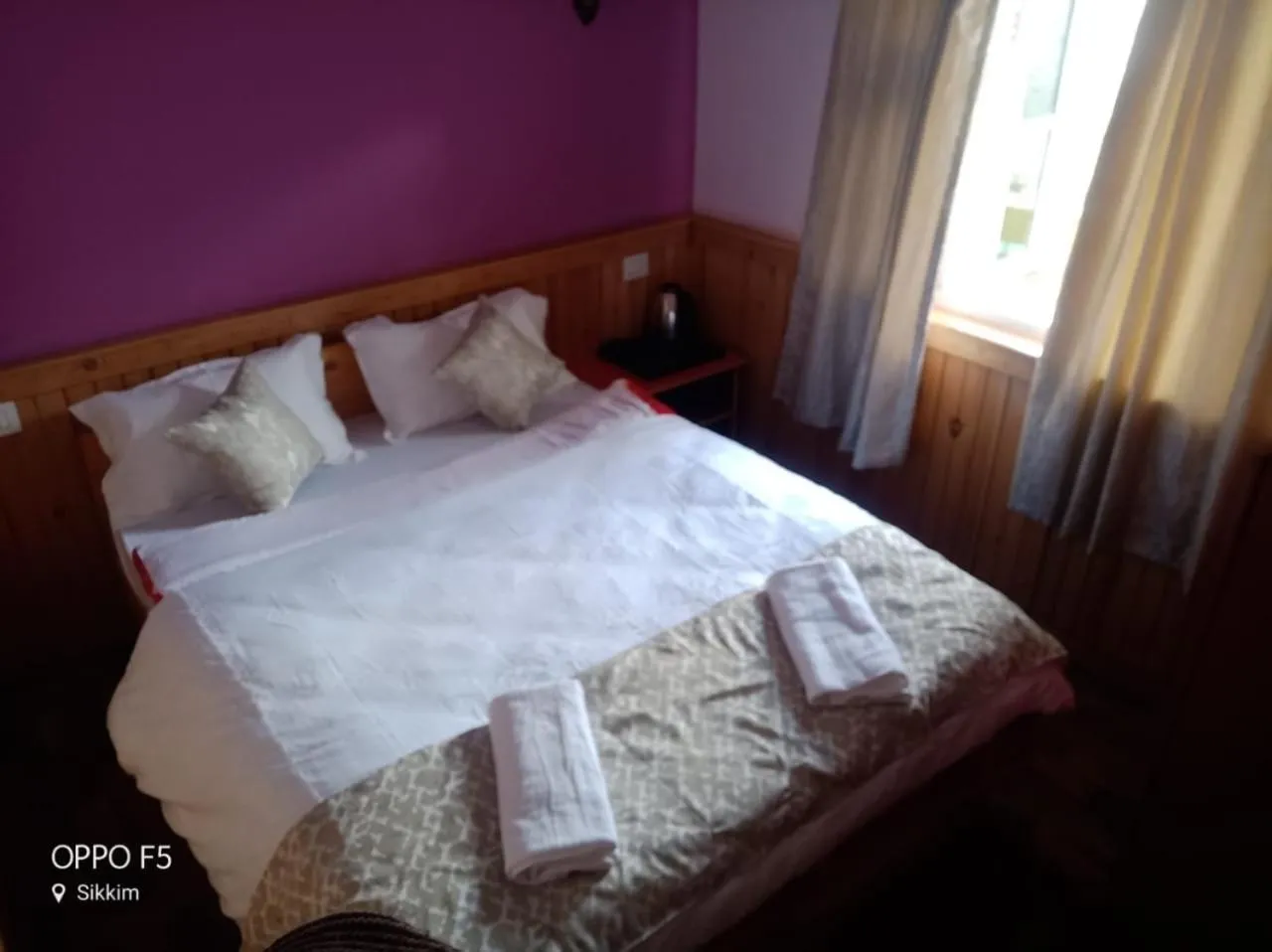 Bed in Rufina Lachung de'CROWN