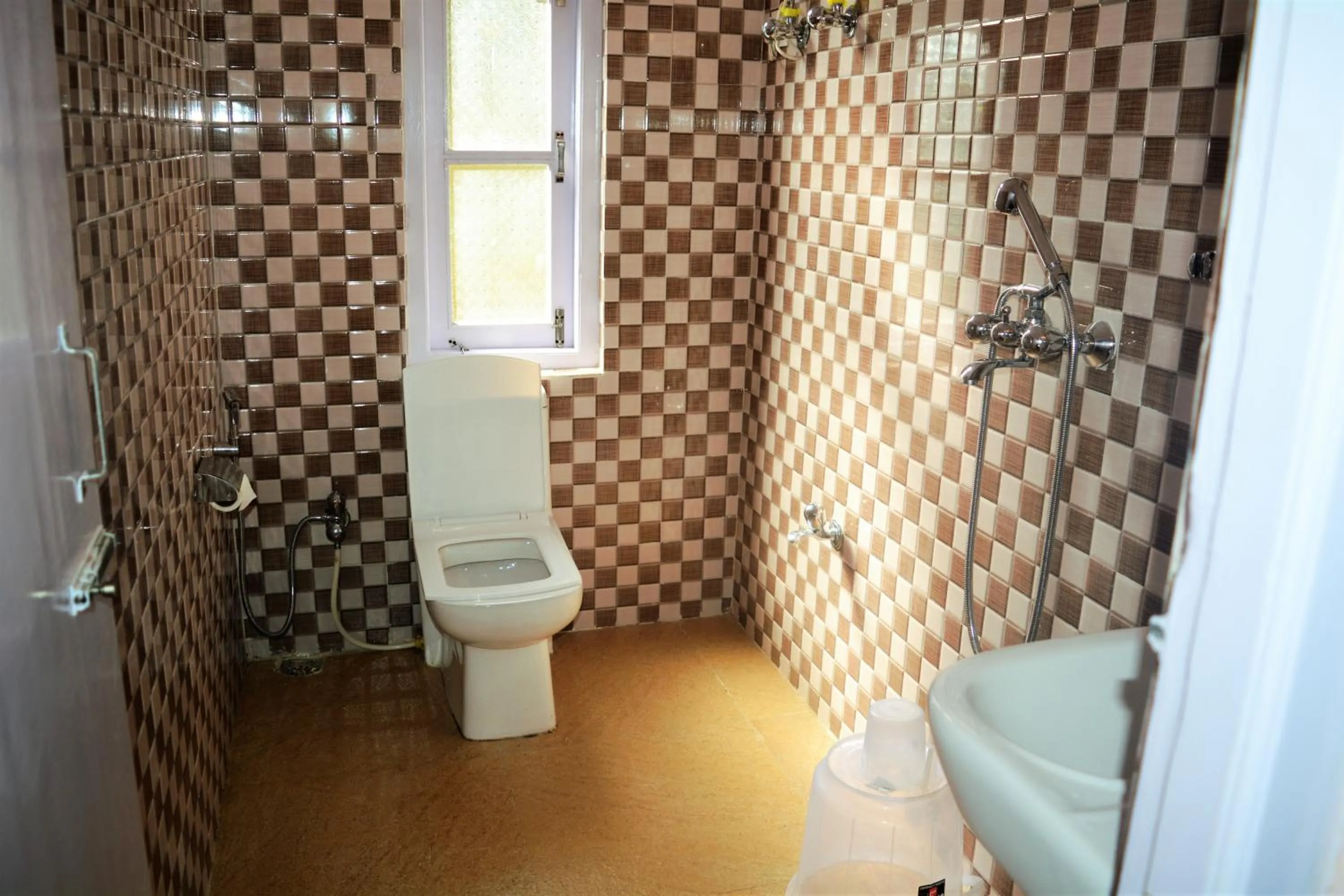 Bathroom in Rufina Lachung de'CROWN