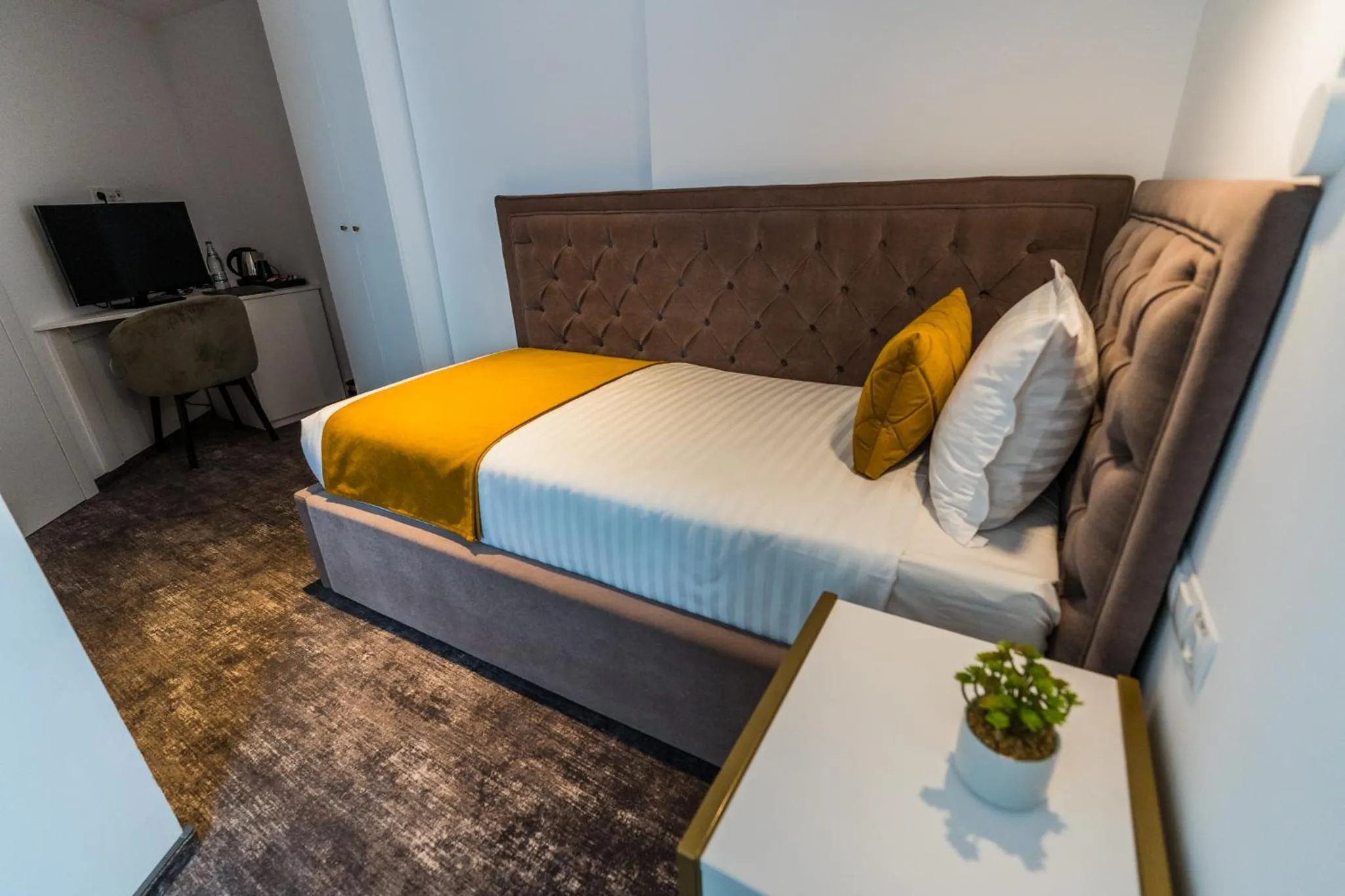 Bed in Hotel Aventus