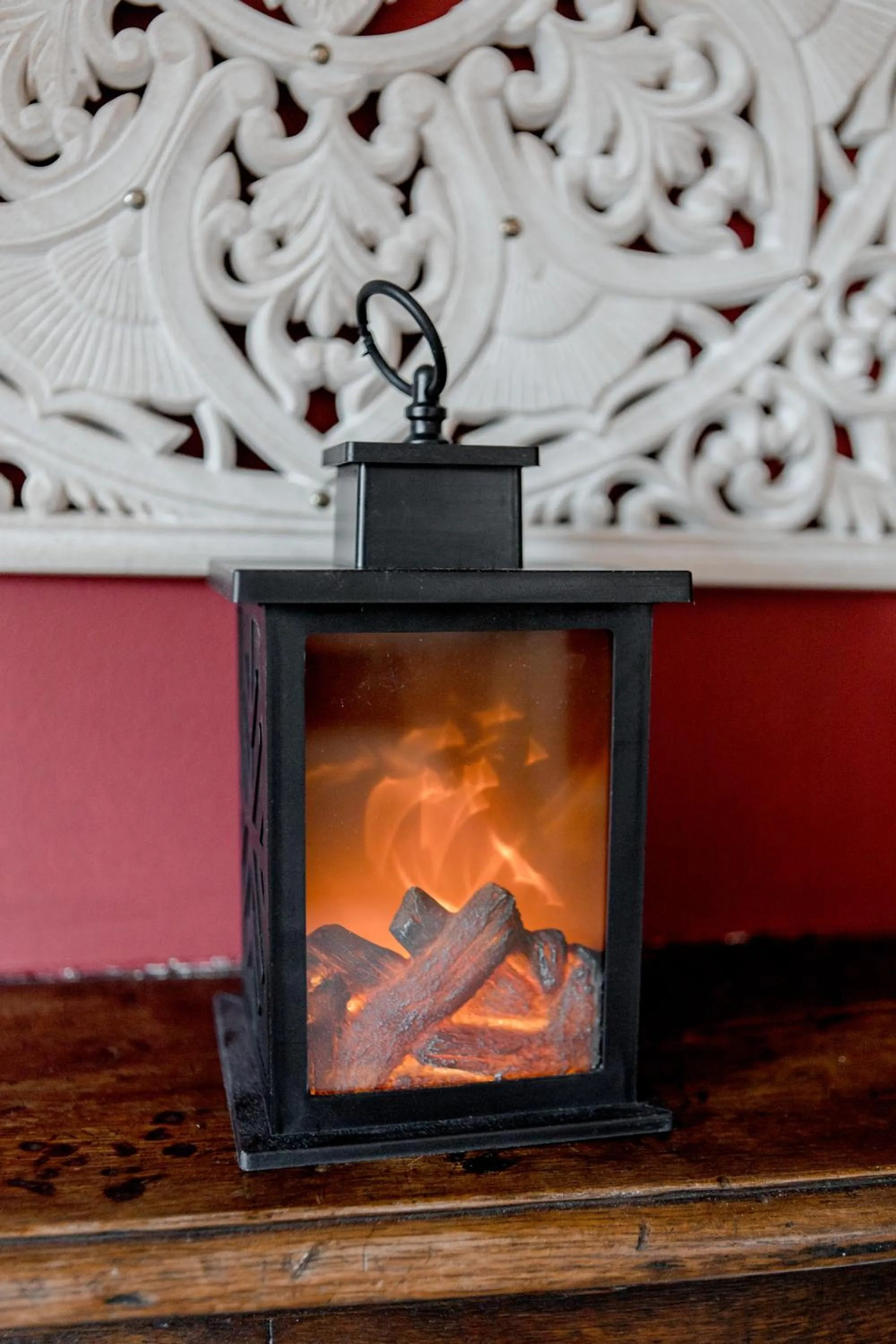 Decorative detail in Au Bourg Neuf