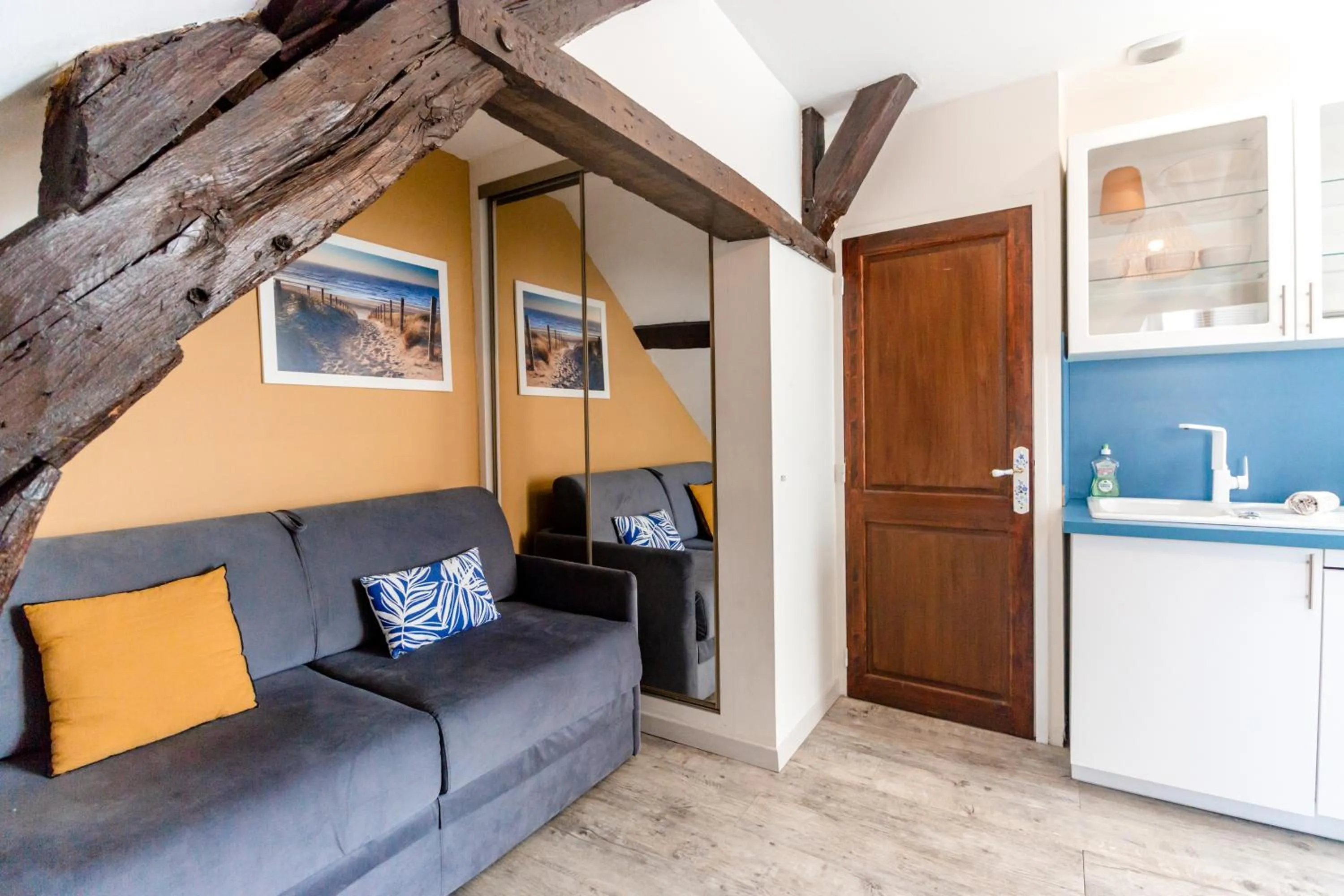 Living room in Au Bourg Neuf