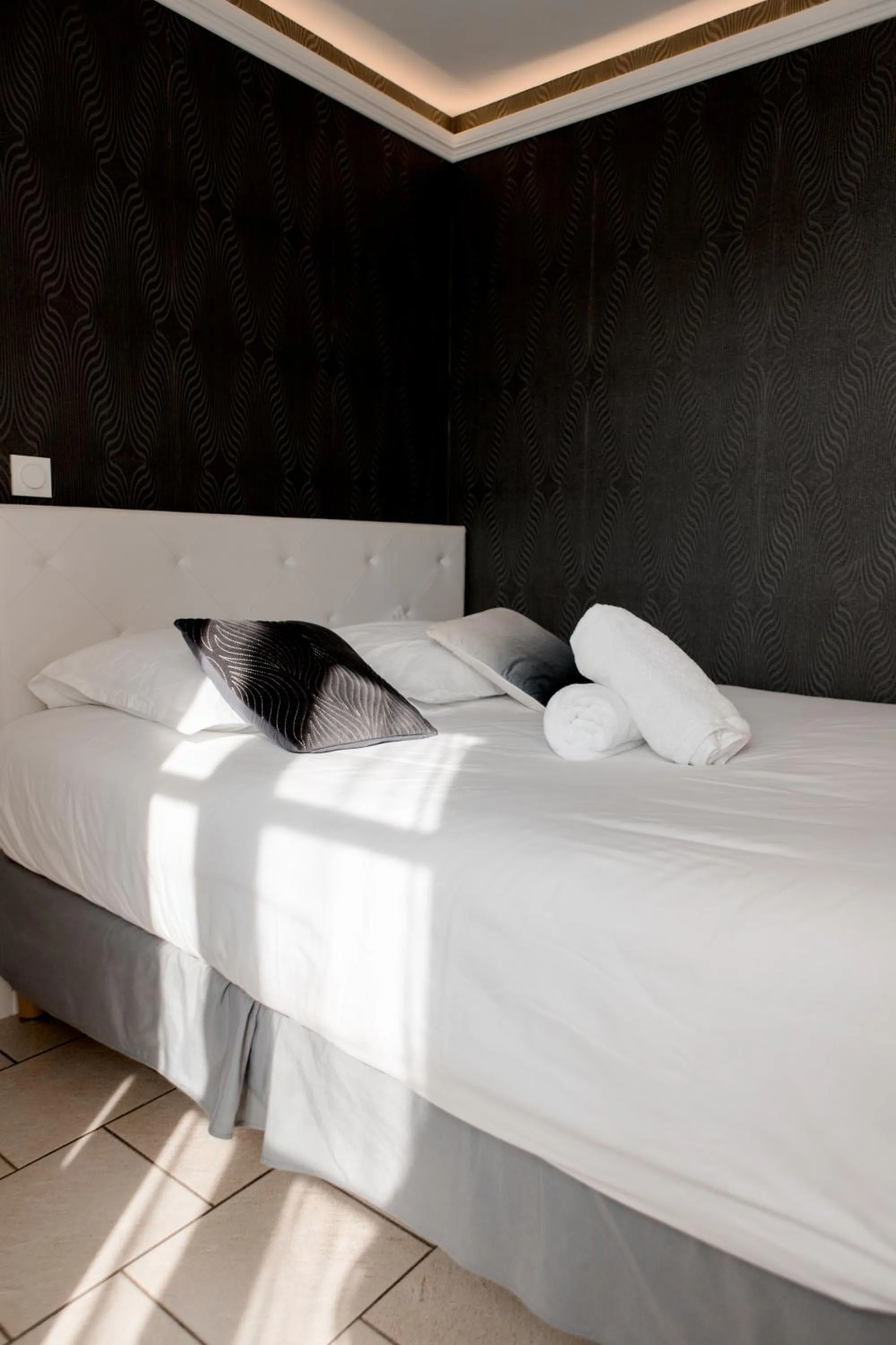 Bed in Au Bourg Neuf