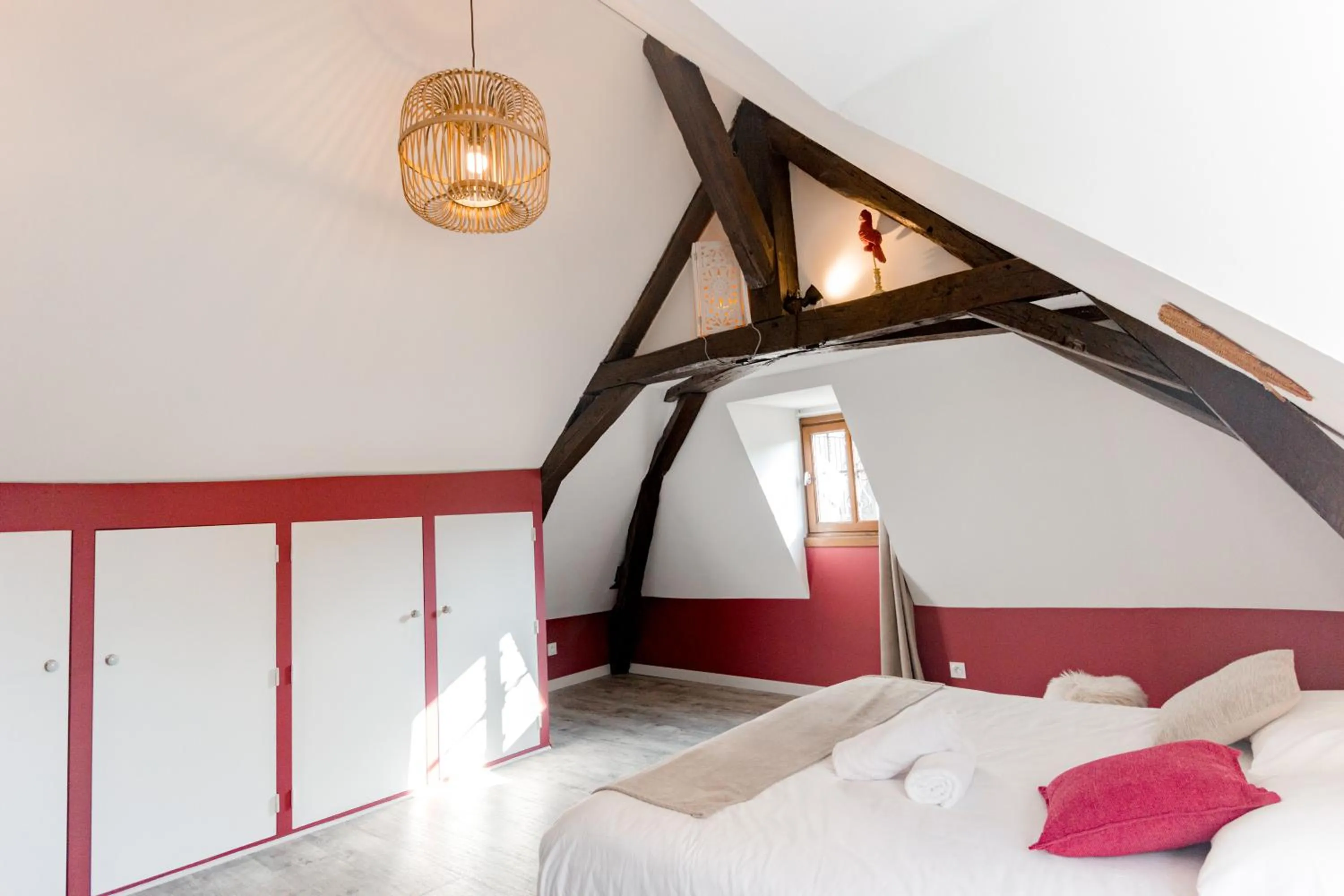 Bedroom, Bed in Au Bourg Neuf