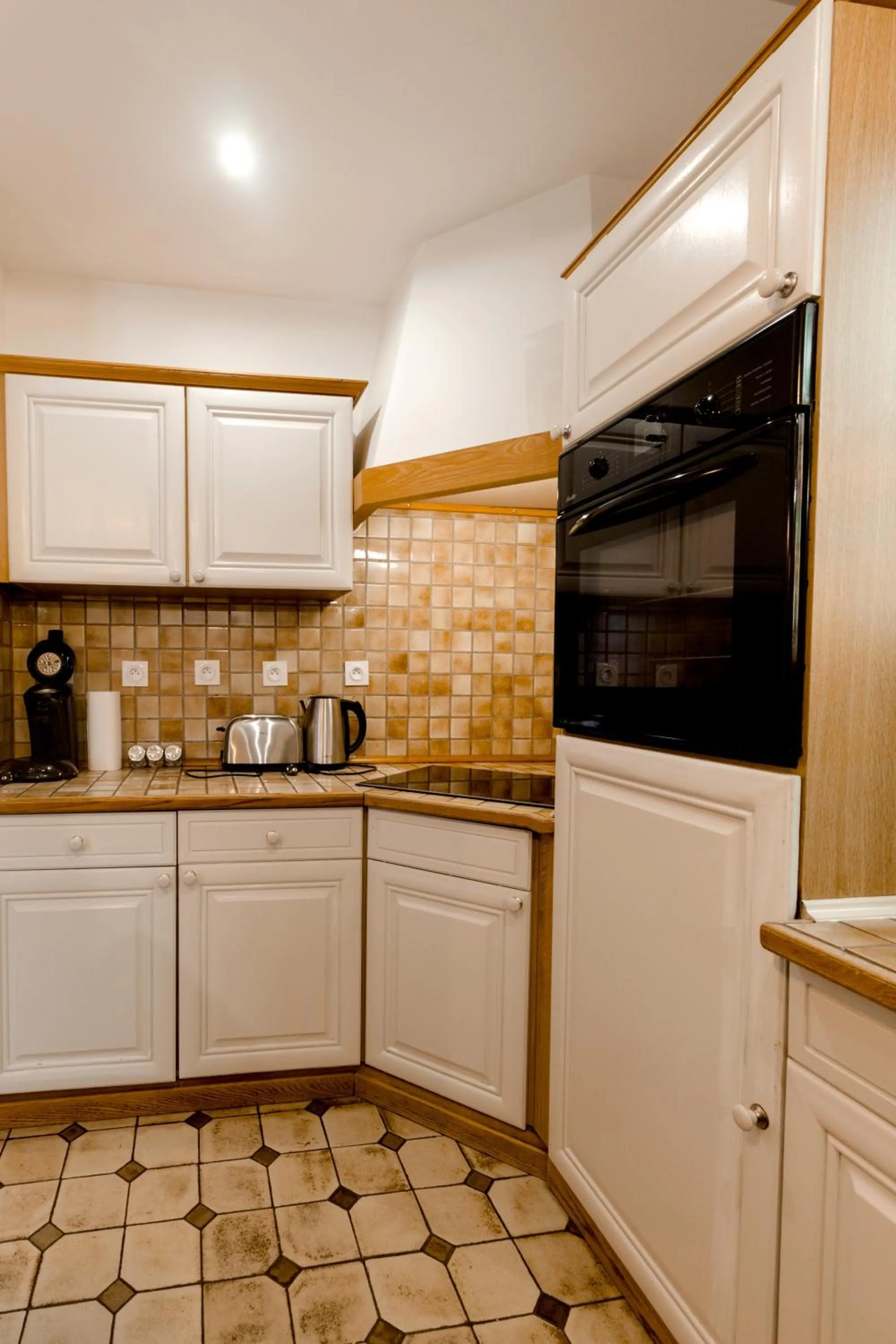 Kitchen or kitchenette in Au Bourg Neuf