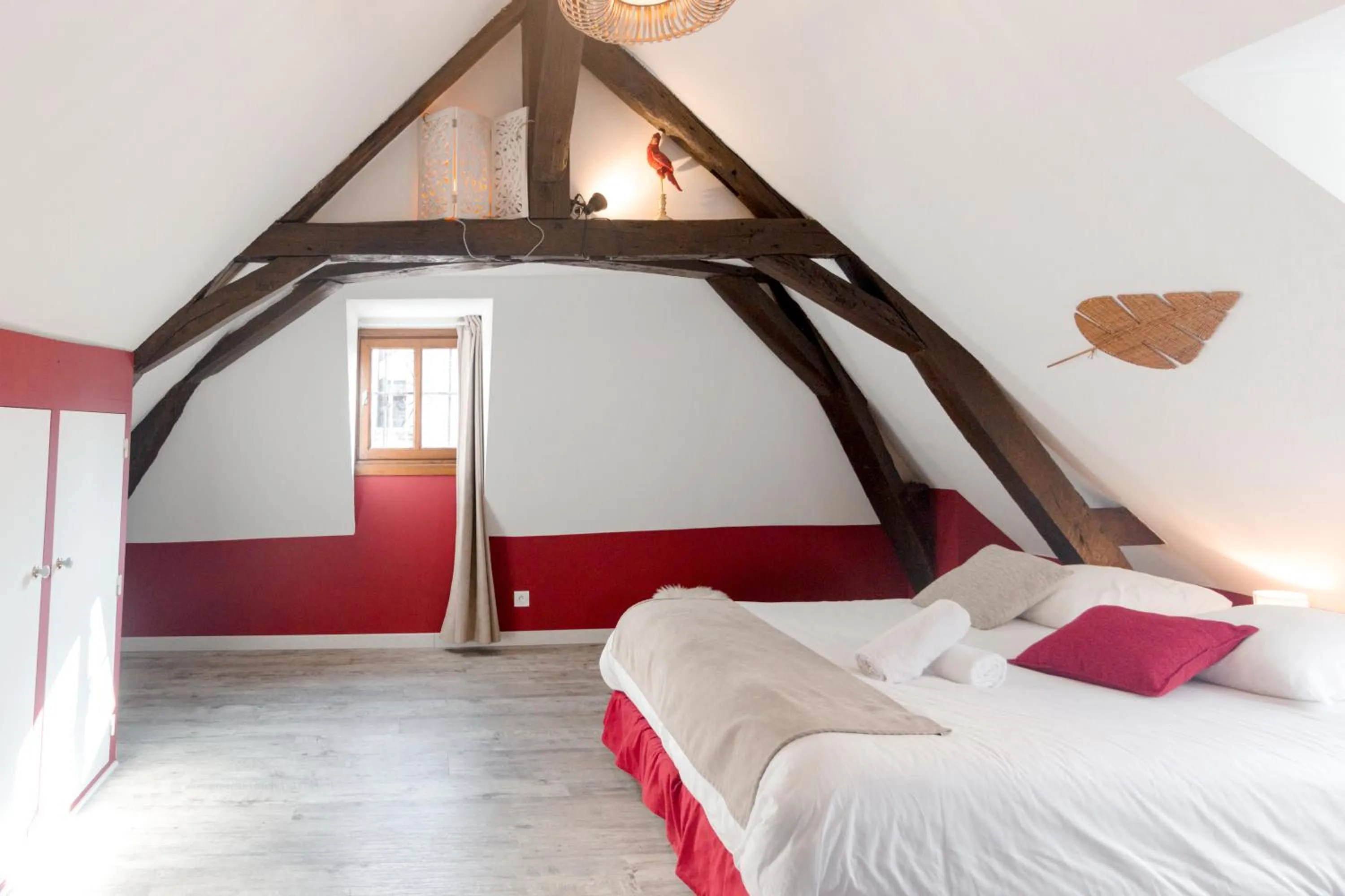 Bedroom, Bed in Au Bourg Neuf