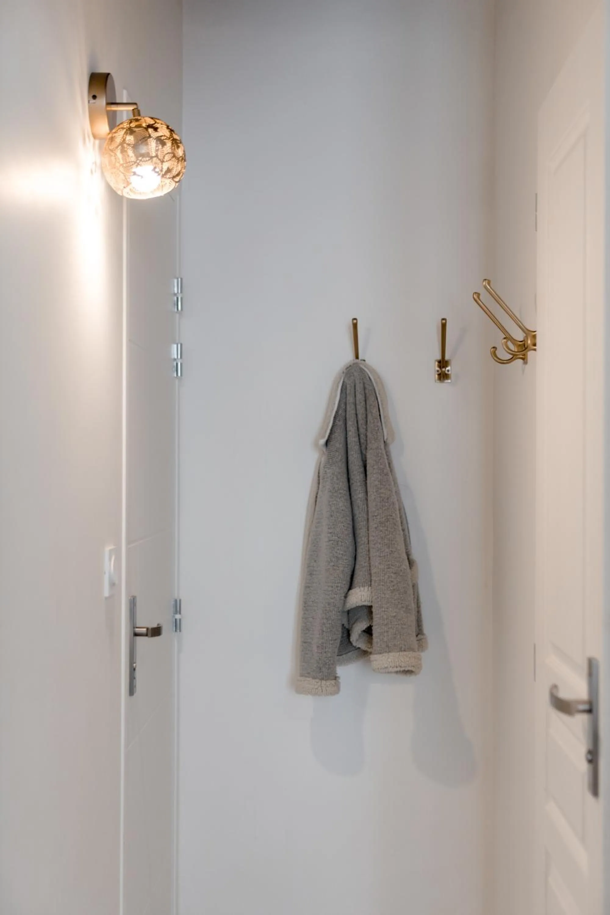 Decorative detail in Au Bourg Neuf