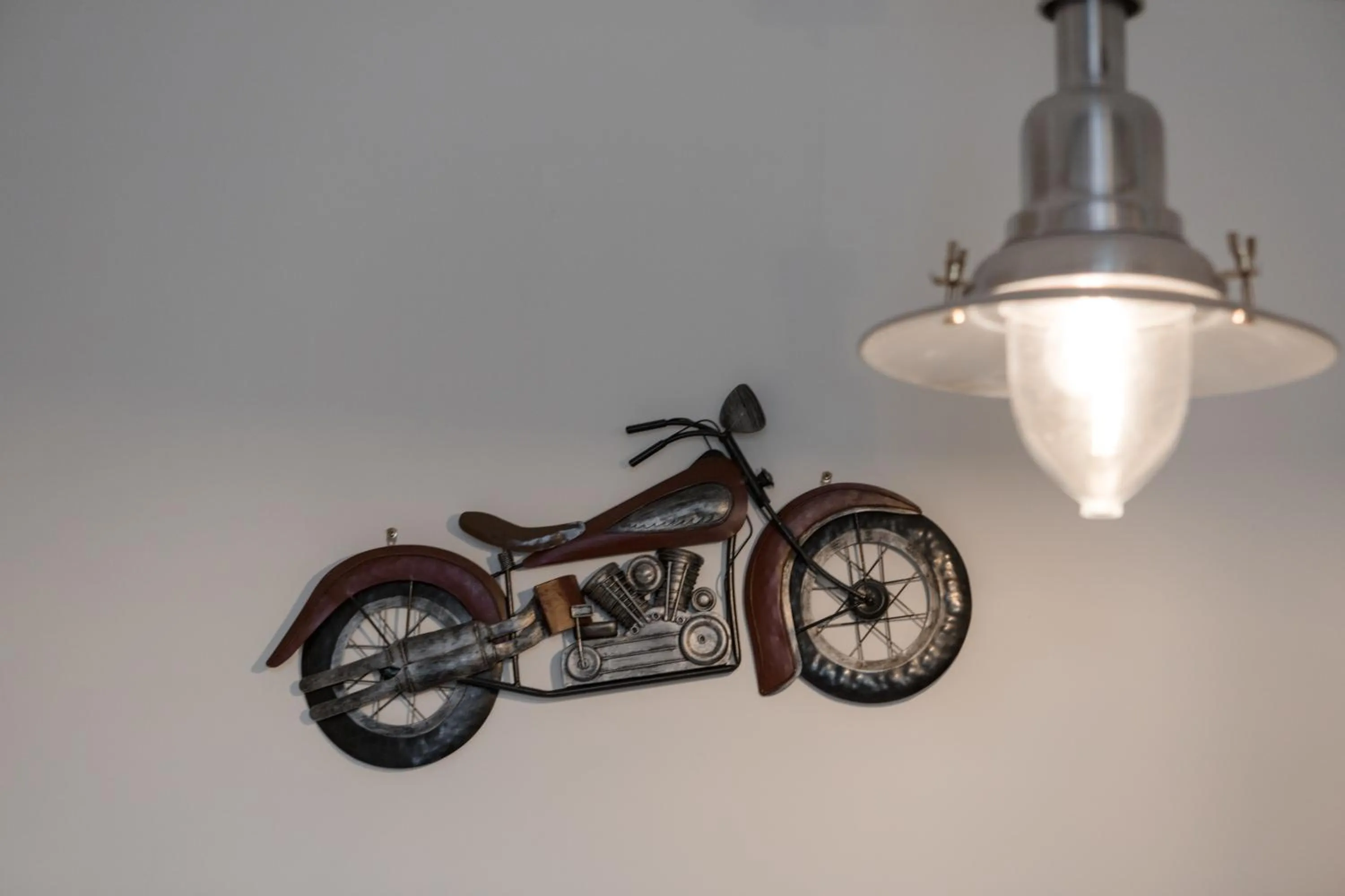 Decorative detail in Au Bourg Neuf