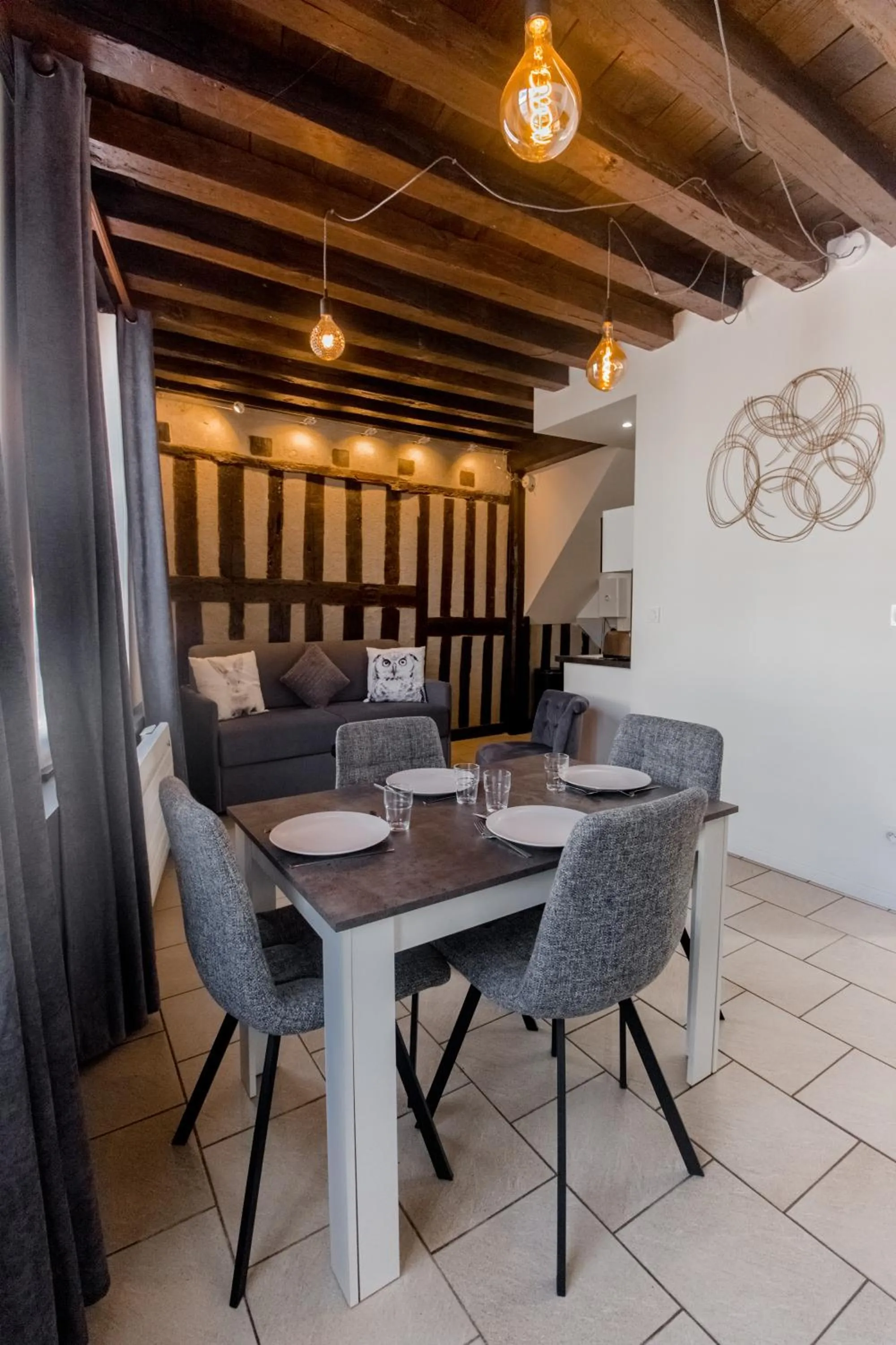 Dining area in Au Bourg Neuf