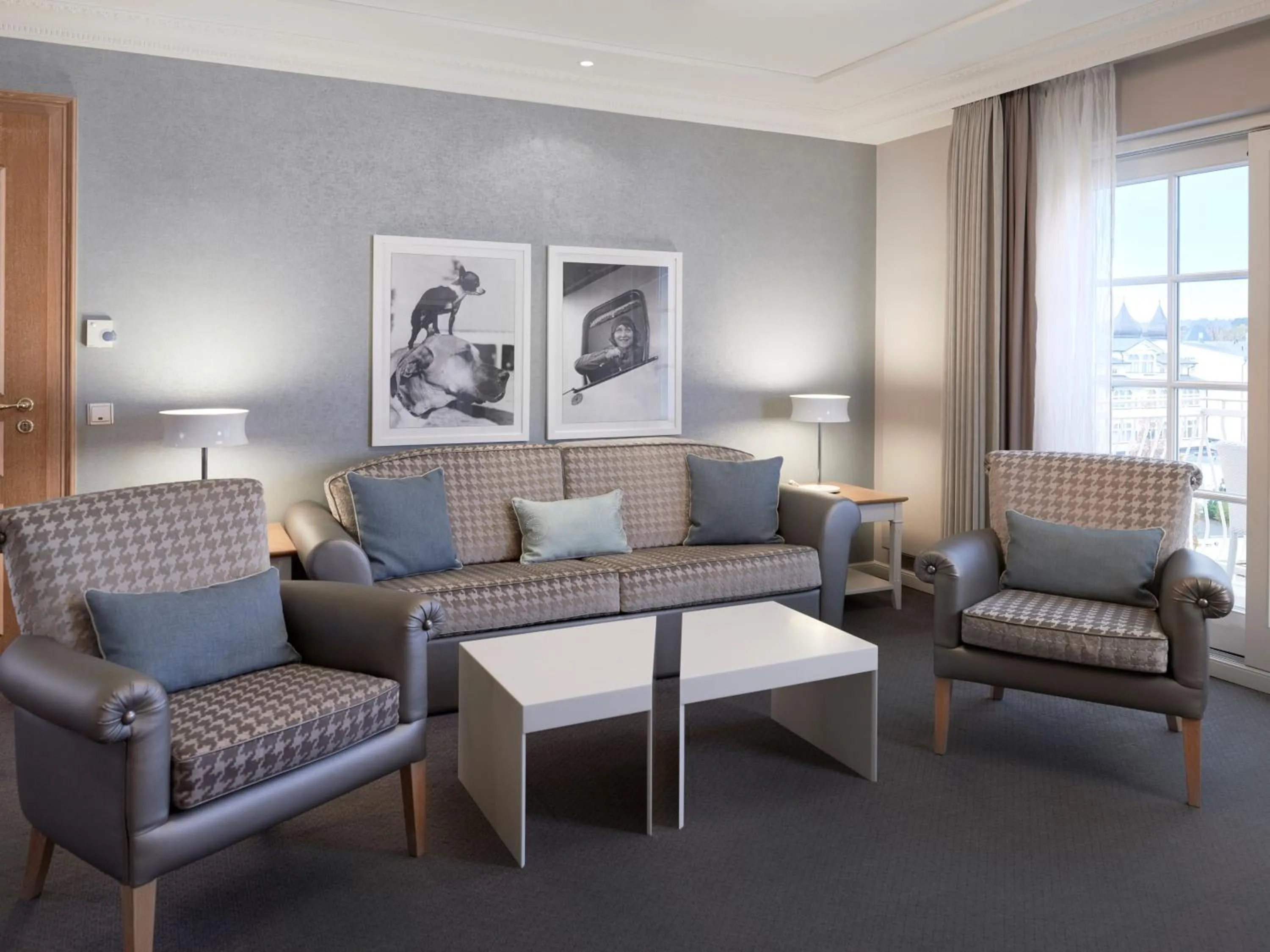 Living room in A-ROSA Kurhaus Binz