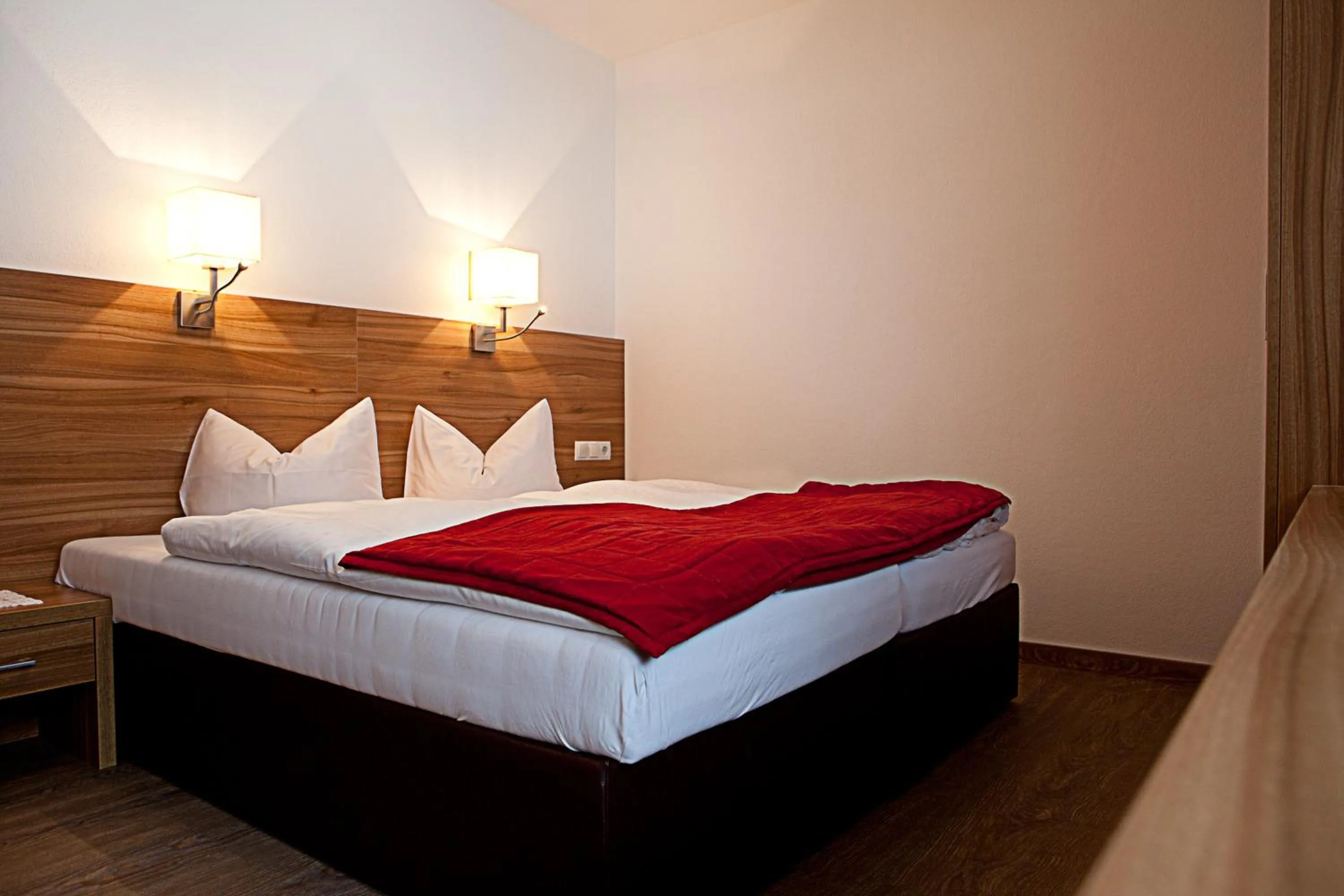 TV and multimedia, Bed in Villa Sepp