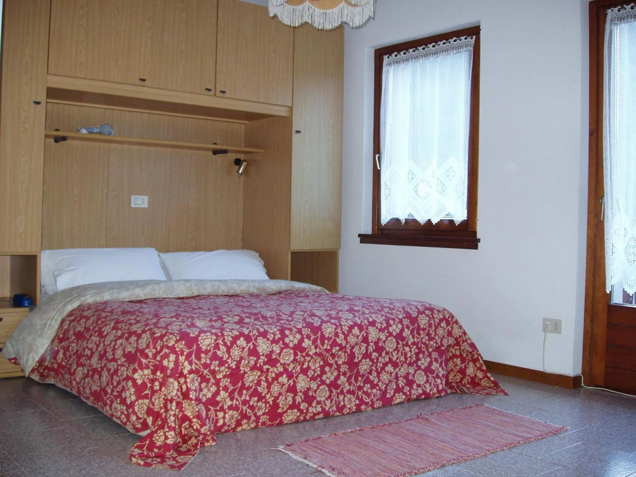 Bedroom, Bed in Residence Iris BeB