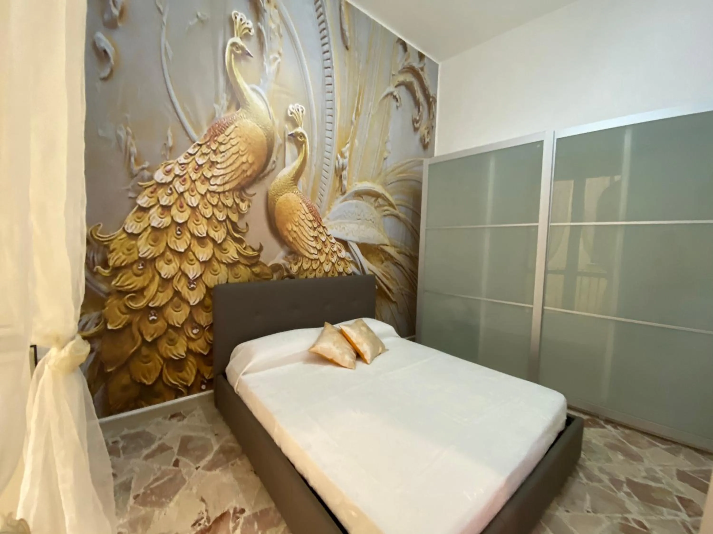 Bedroom, Bed in Historic Center House