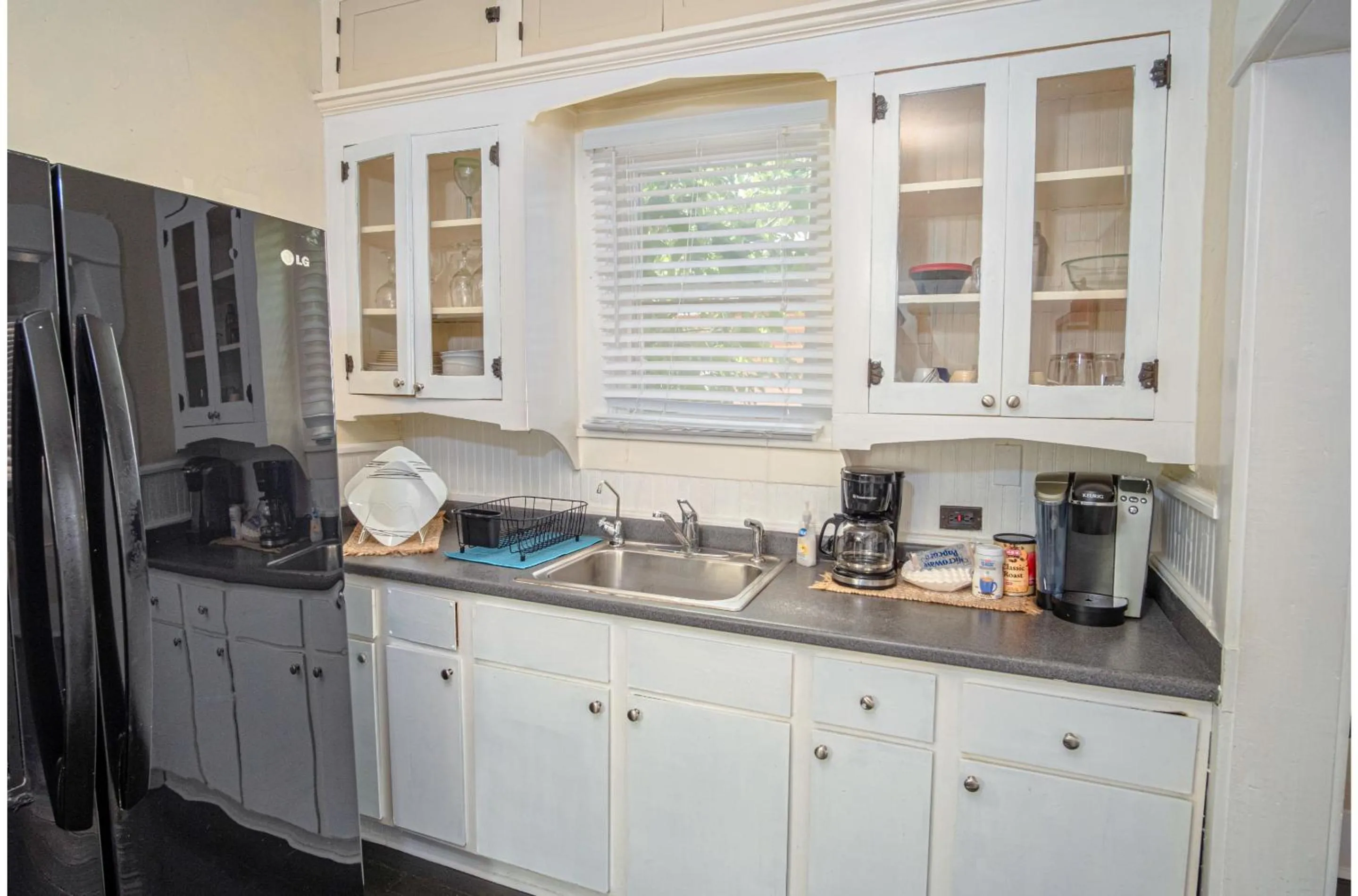 Kitchen or kitchenette in Brand New Listing! Cozy Historic House 5min*DT