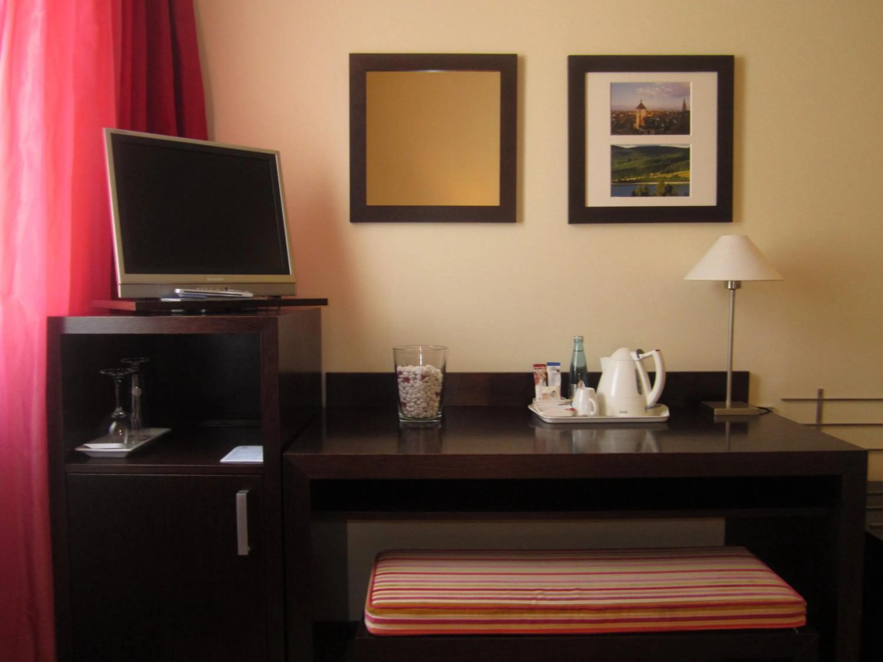 TV and multimedia in Central Hotel