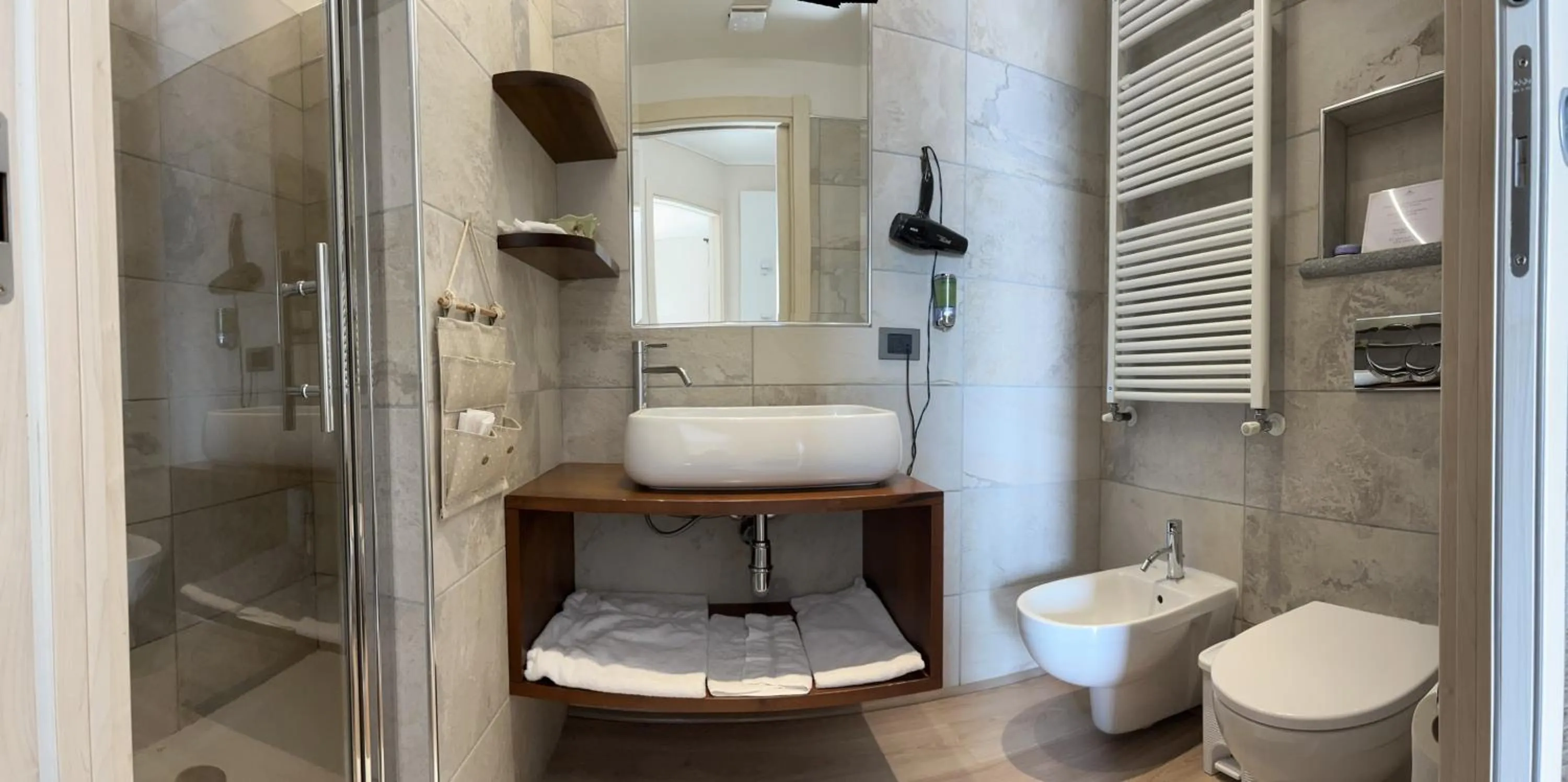 Bathroom in La Rocca