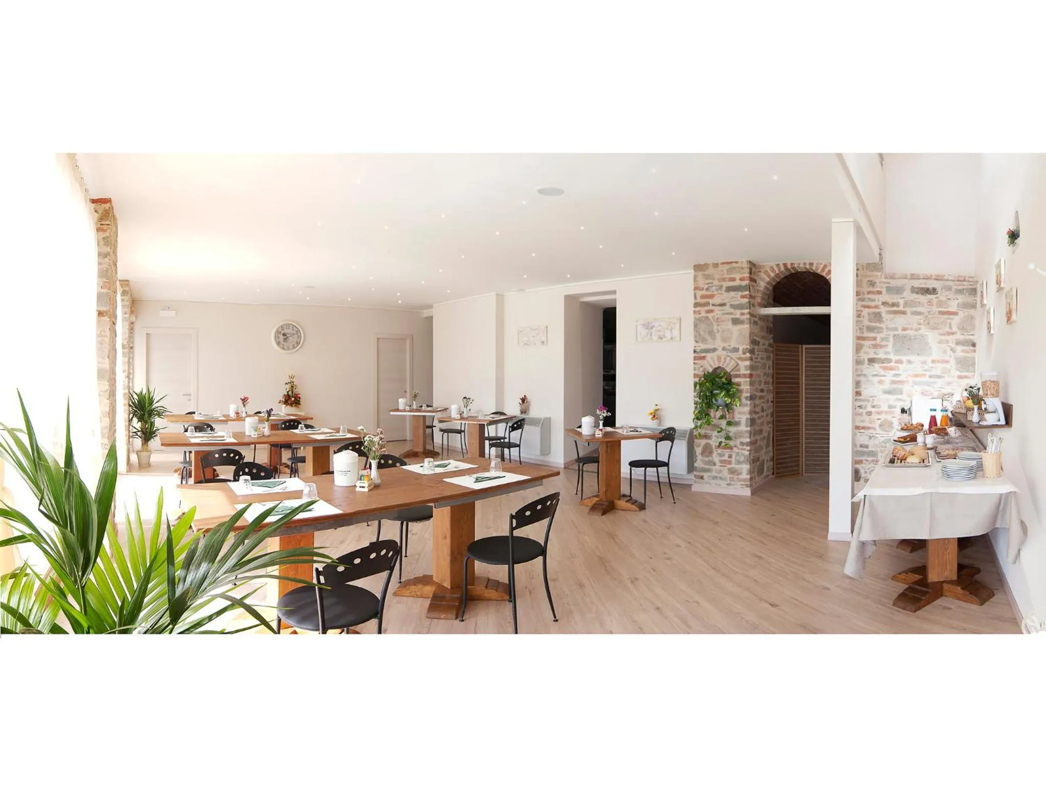 Photo of the whole room in La Rocca