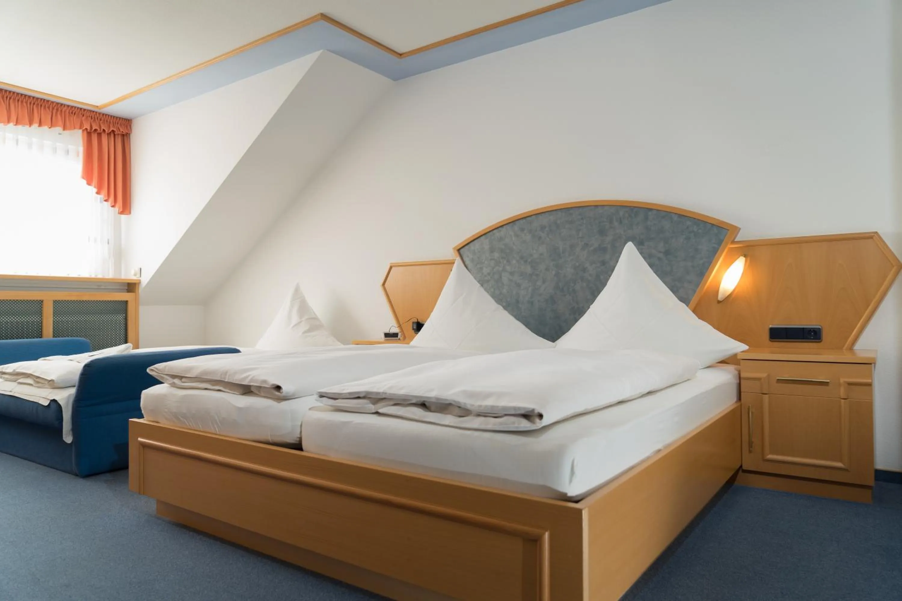 Photo of the whole room, Bed in Landgasthof Zum Stern