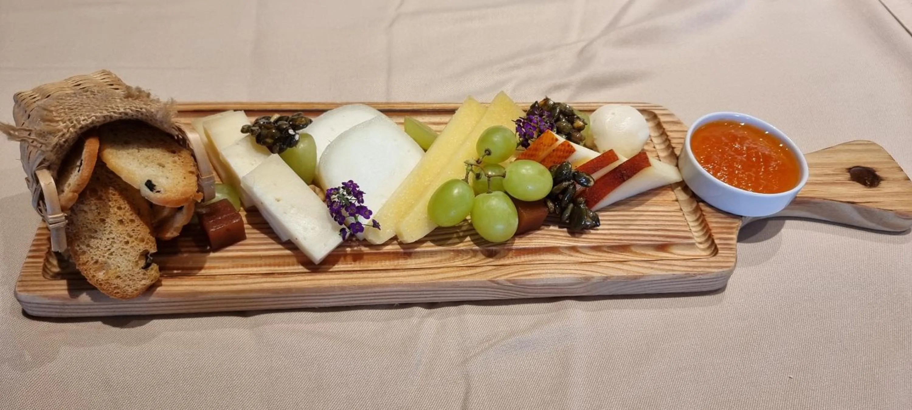 Food and drinks in MW Douro Wine & Spa