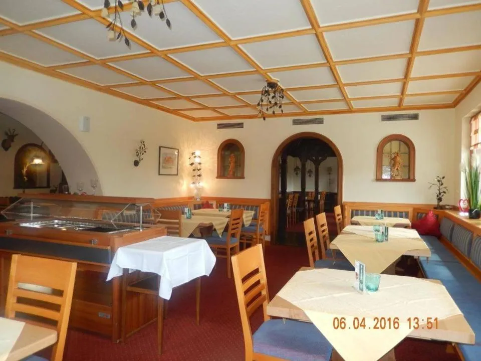 Restaurant/places to eat in Hotel Faller