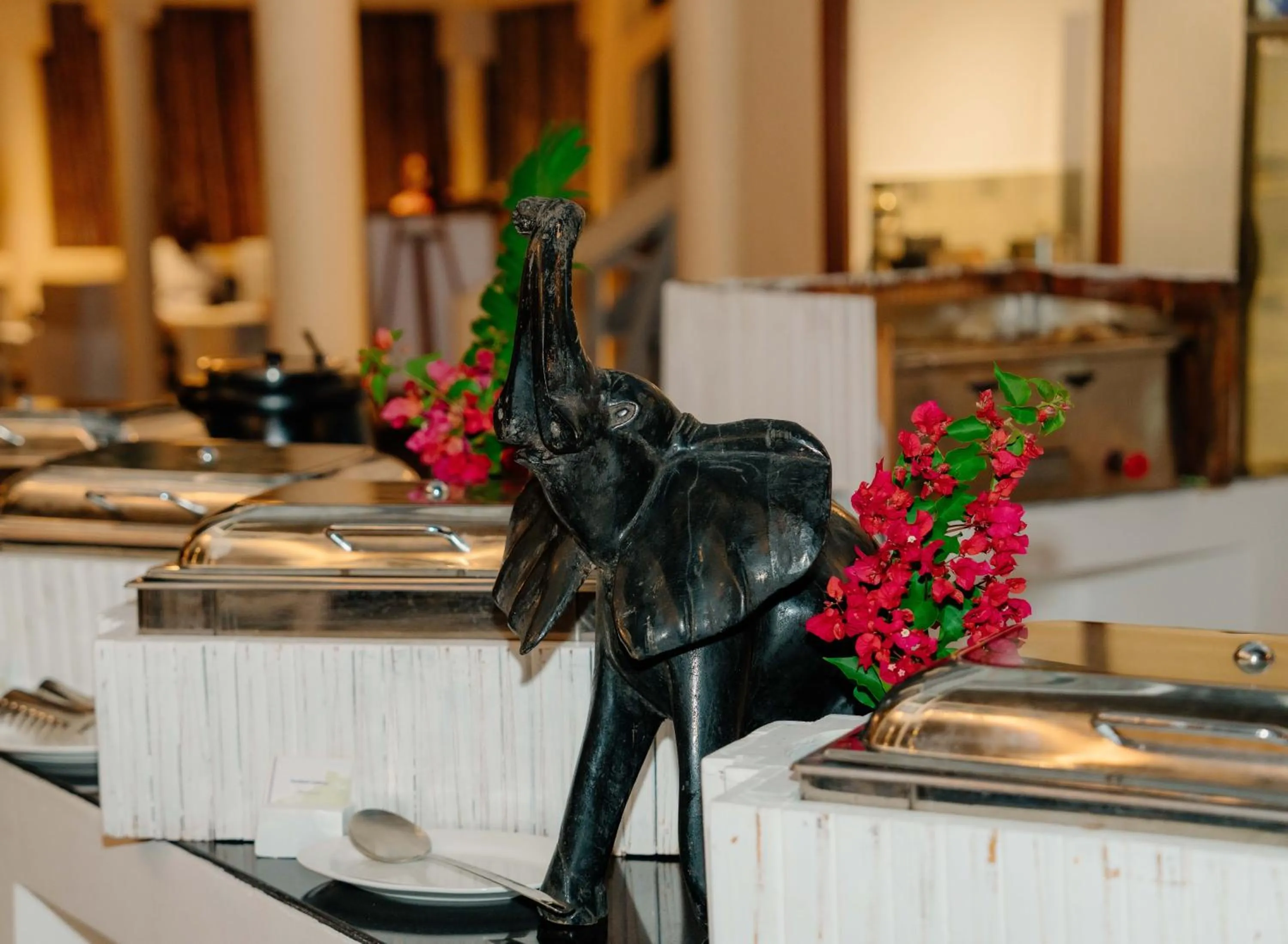 Pearl Beach by Sansi