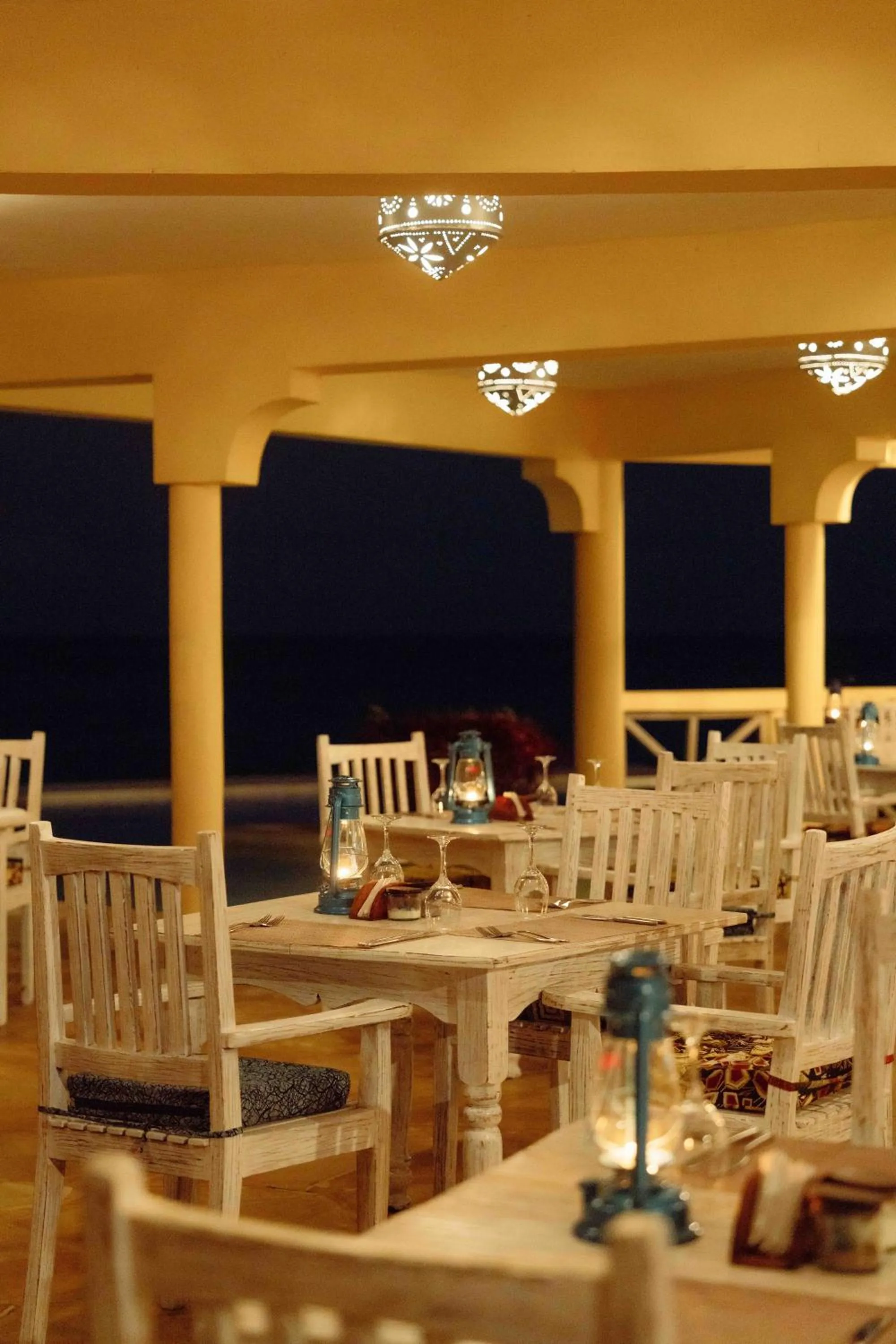 Pearl Beach by Sansi