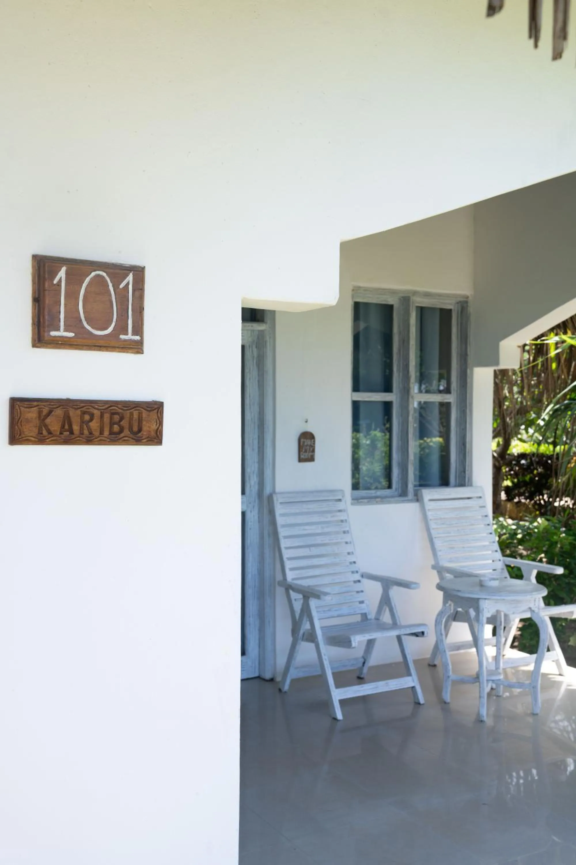 Patio in Pearl Beach by Sansi