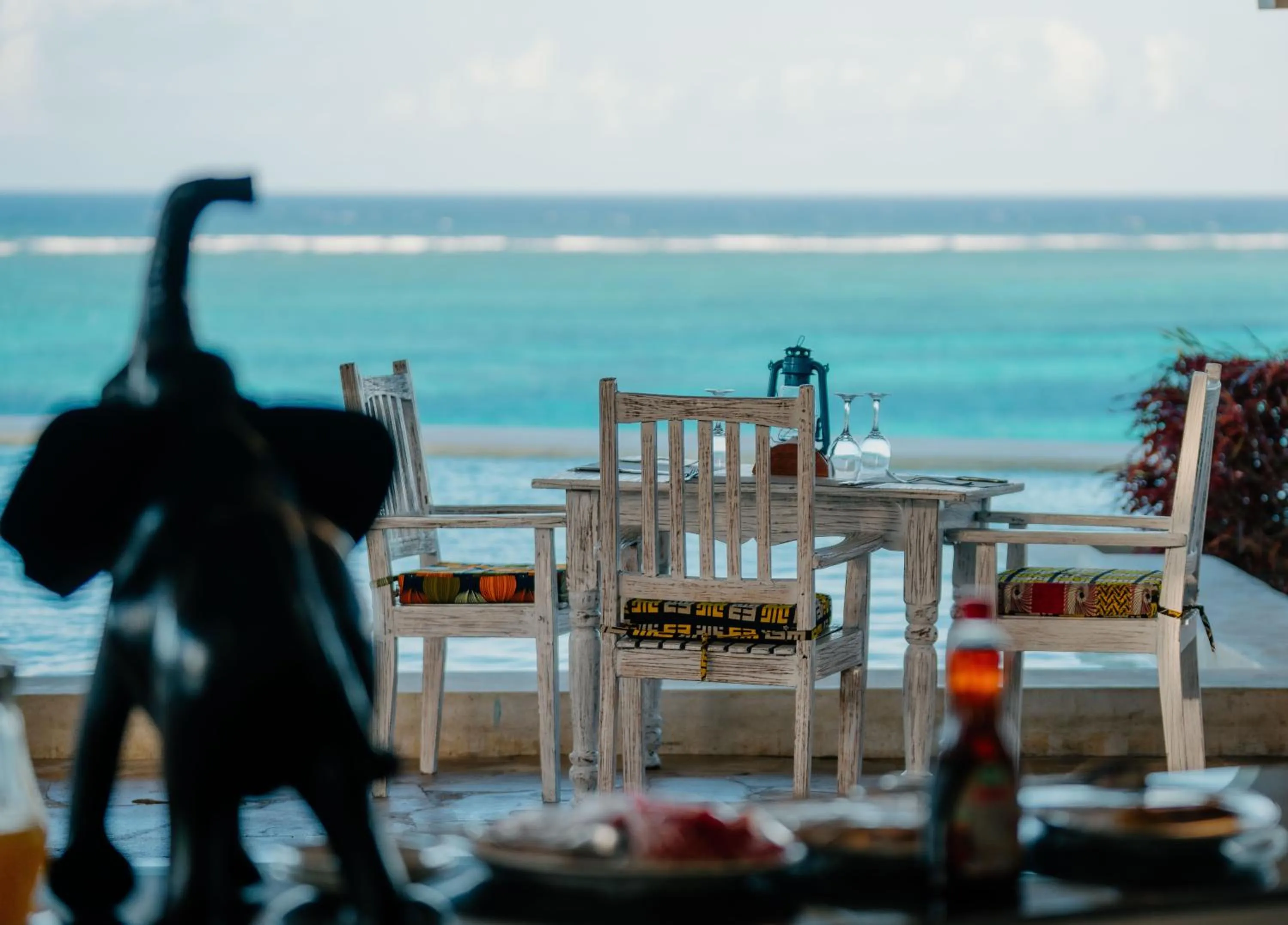 Pearl Beach by Sansi