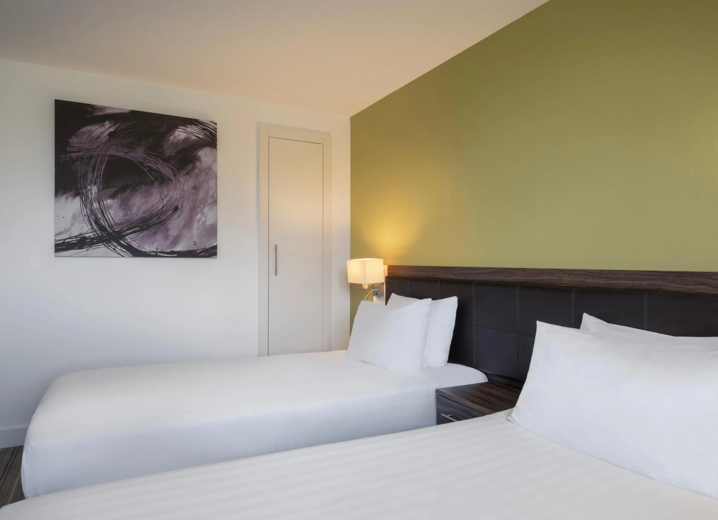 Bedroom, Bed in Holiday Inn Huntingdon Racecourse by IHG