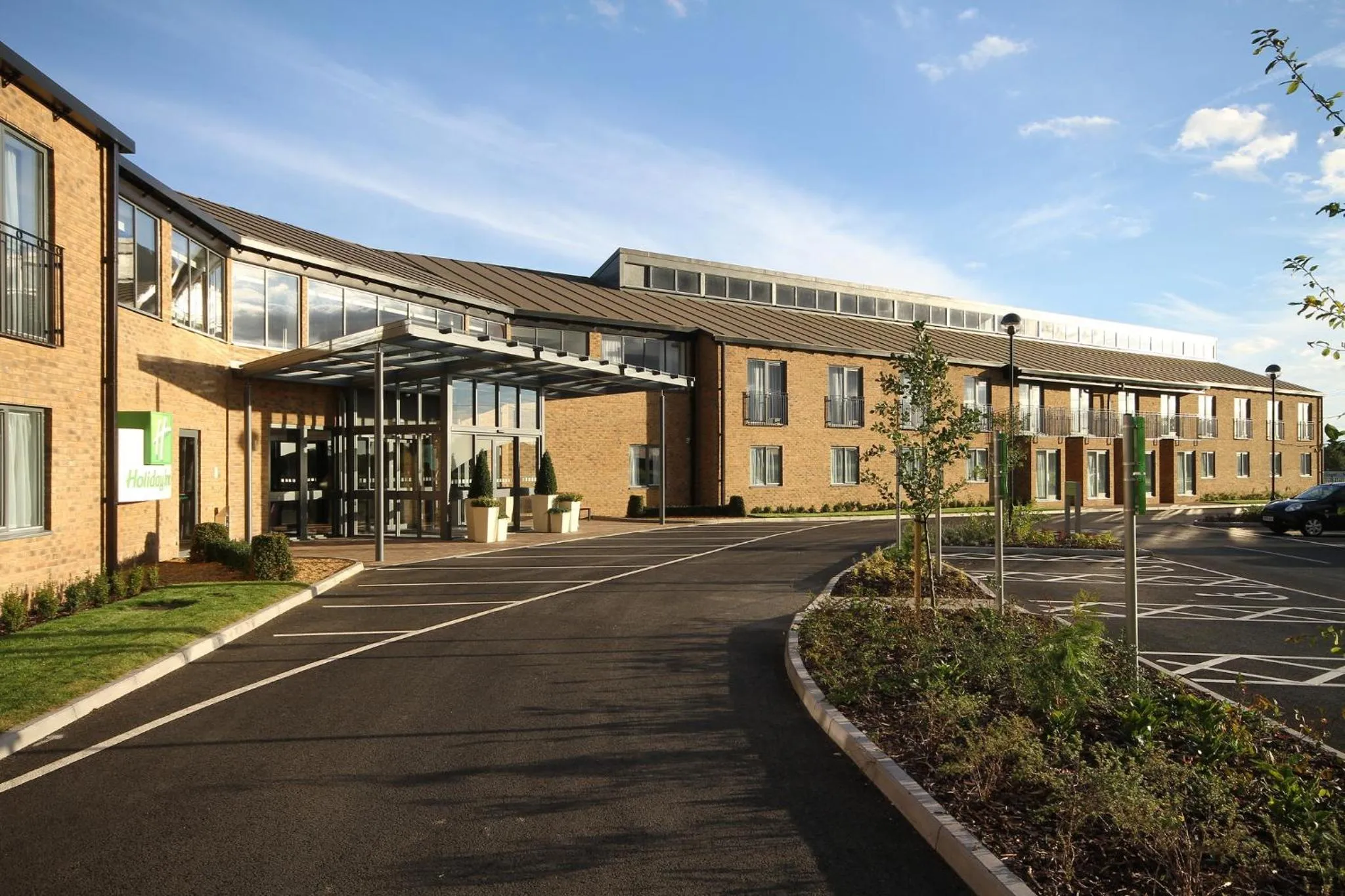 Property building in Holiday Inn Huntingdon Racecourse by IHG