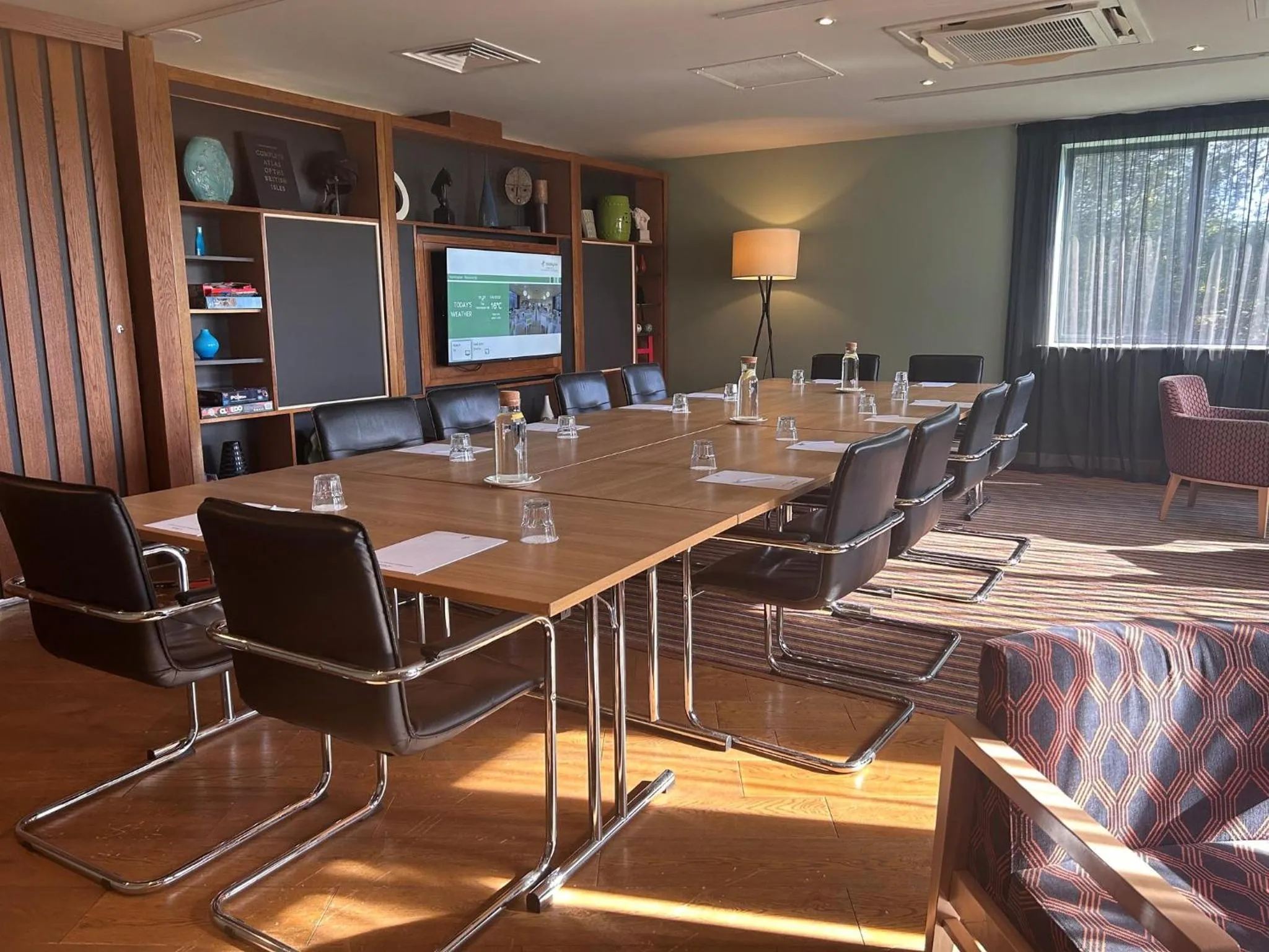 Meeting/conference room in Holiday Inn Huntingdon Racecourse by IHG