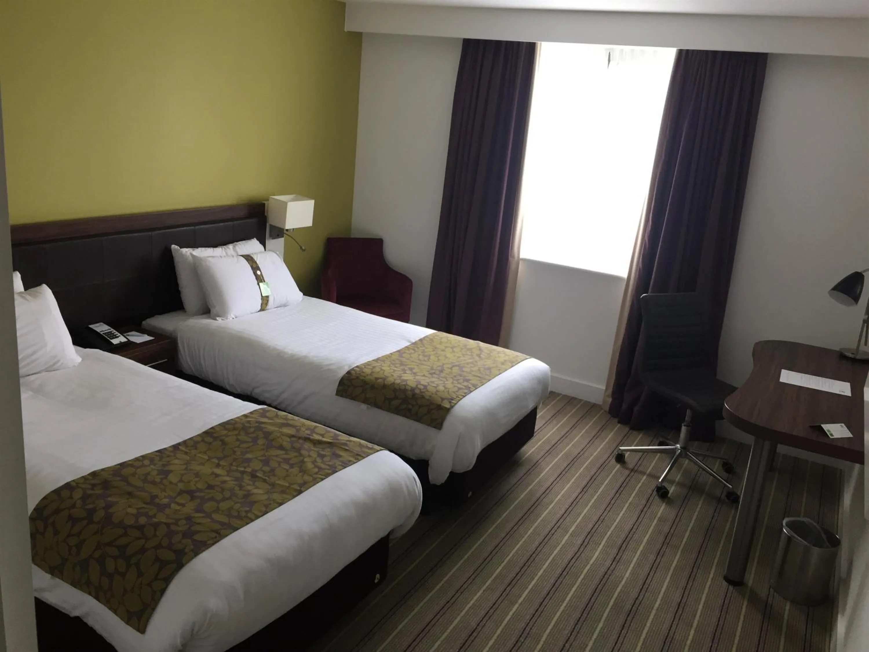 Photo of the whole room, Bed in Holiday Inn Huntingdon Racecourse by IHG