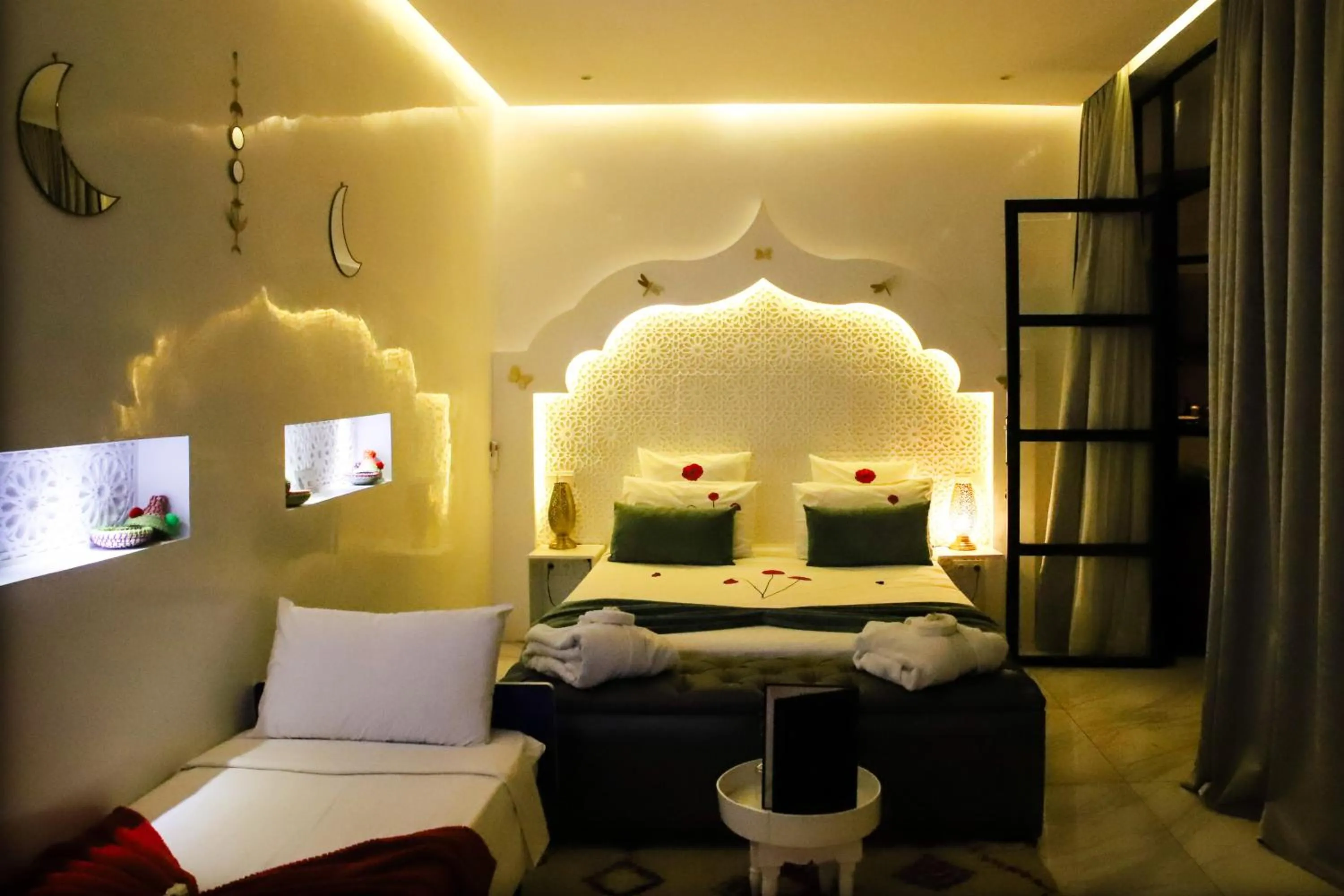 Bedroom, Bed in RIAD NOLITA & SPA Kasbah