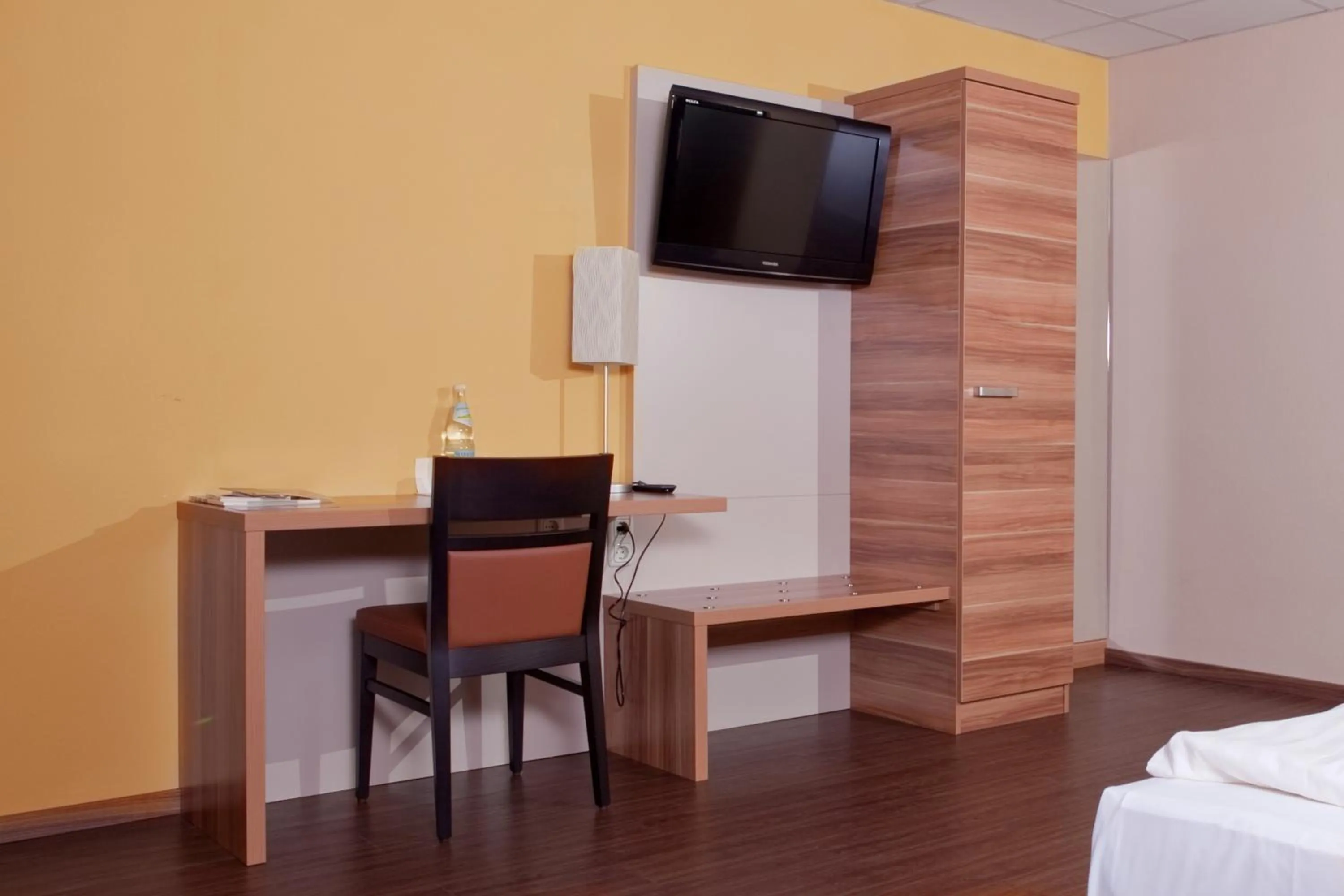 TV and multimedia, Bed in Hotel Strohofer