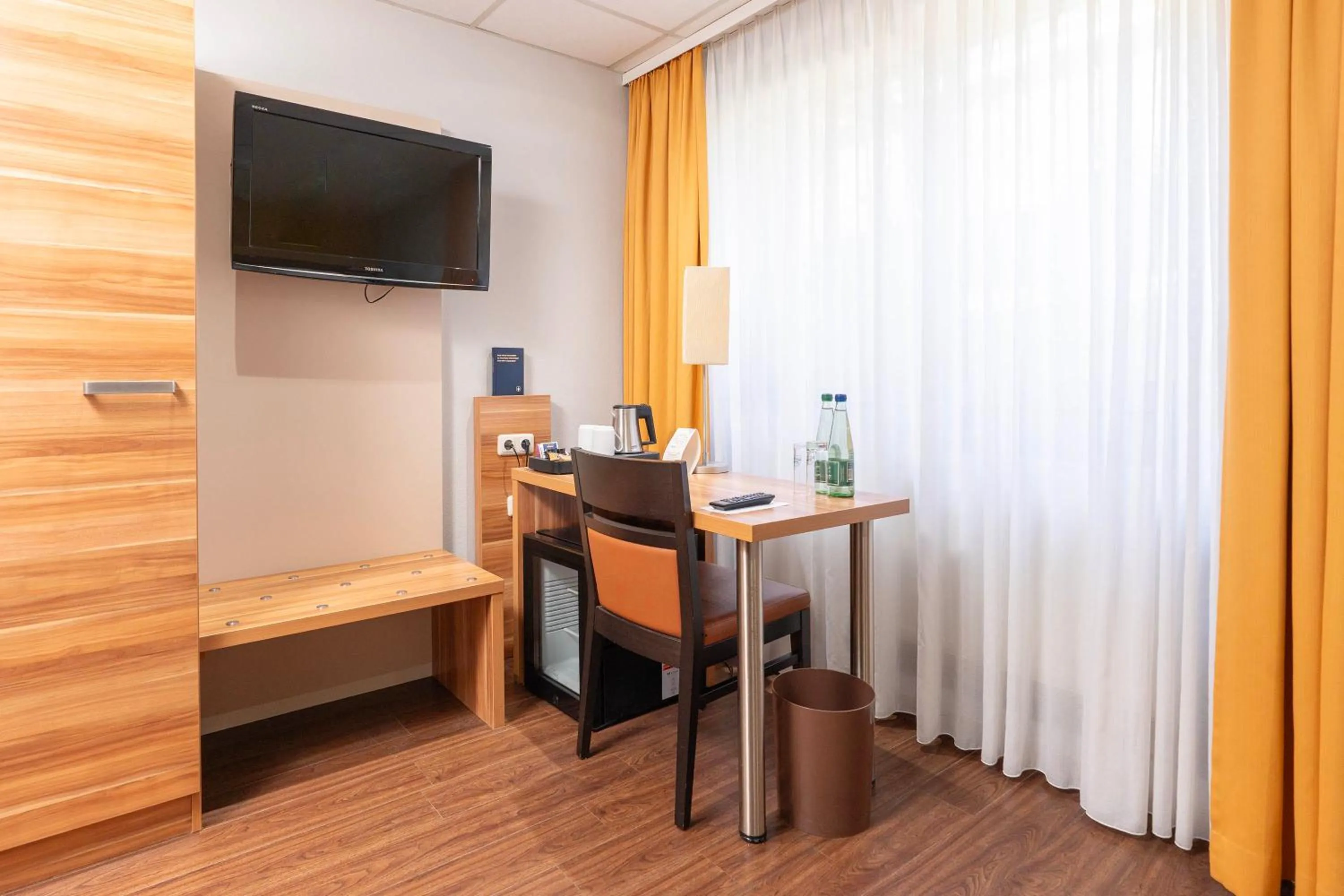 Photo of the whole room in Hotel Strohofer