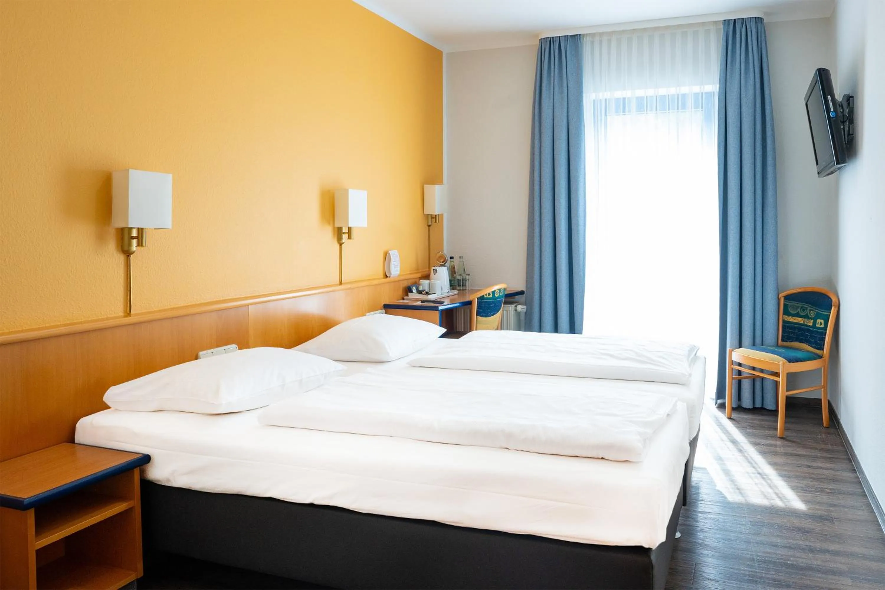 Photo of the whole room, Bed in Hotel Strohofer