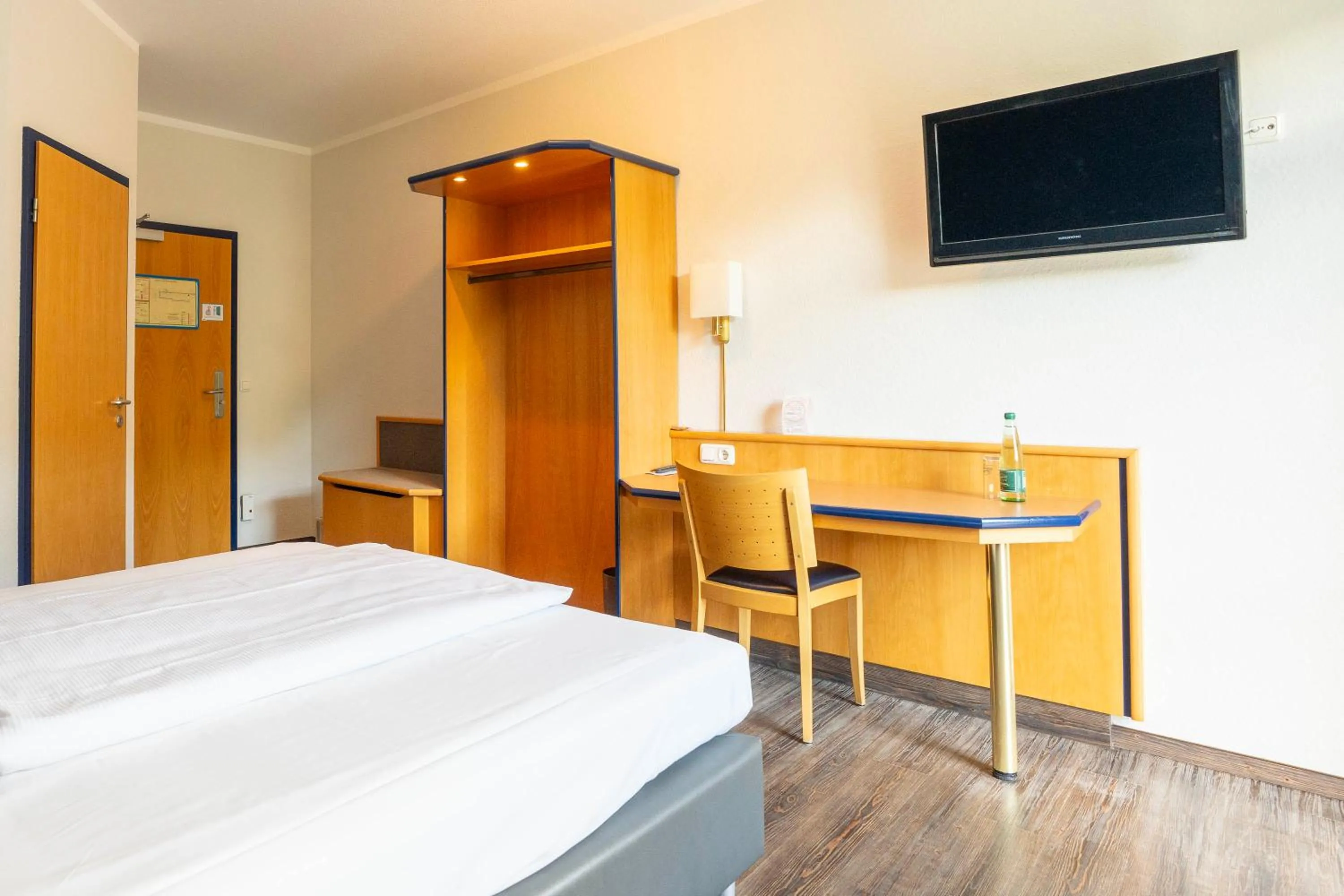 Photo of the whole room, Bed in Hotel Strohofer