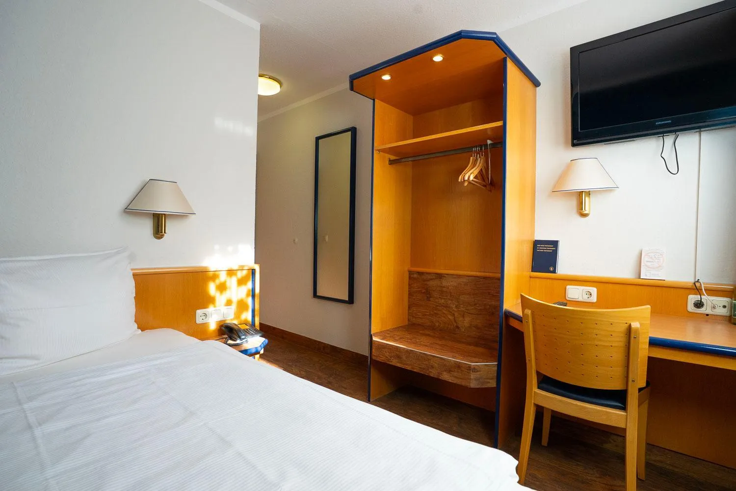 Photo of the whole room, Bed in Hotel Strohofer