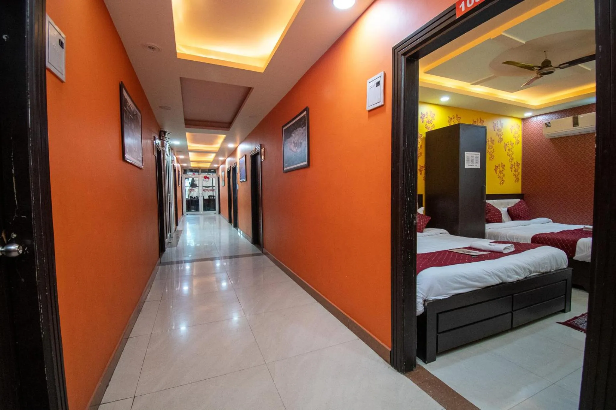 Bed in Hotel Dev Bhoomi Inn