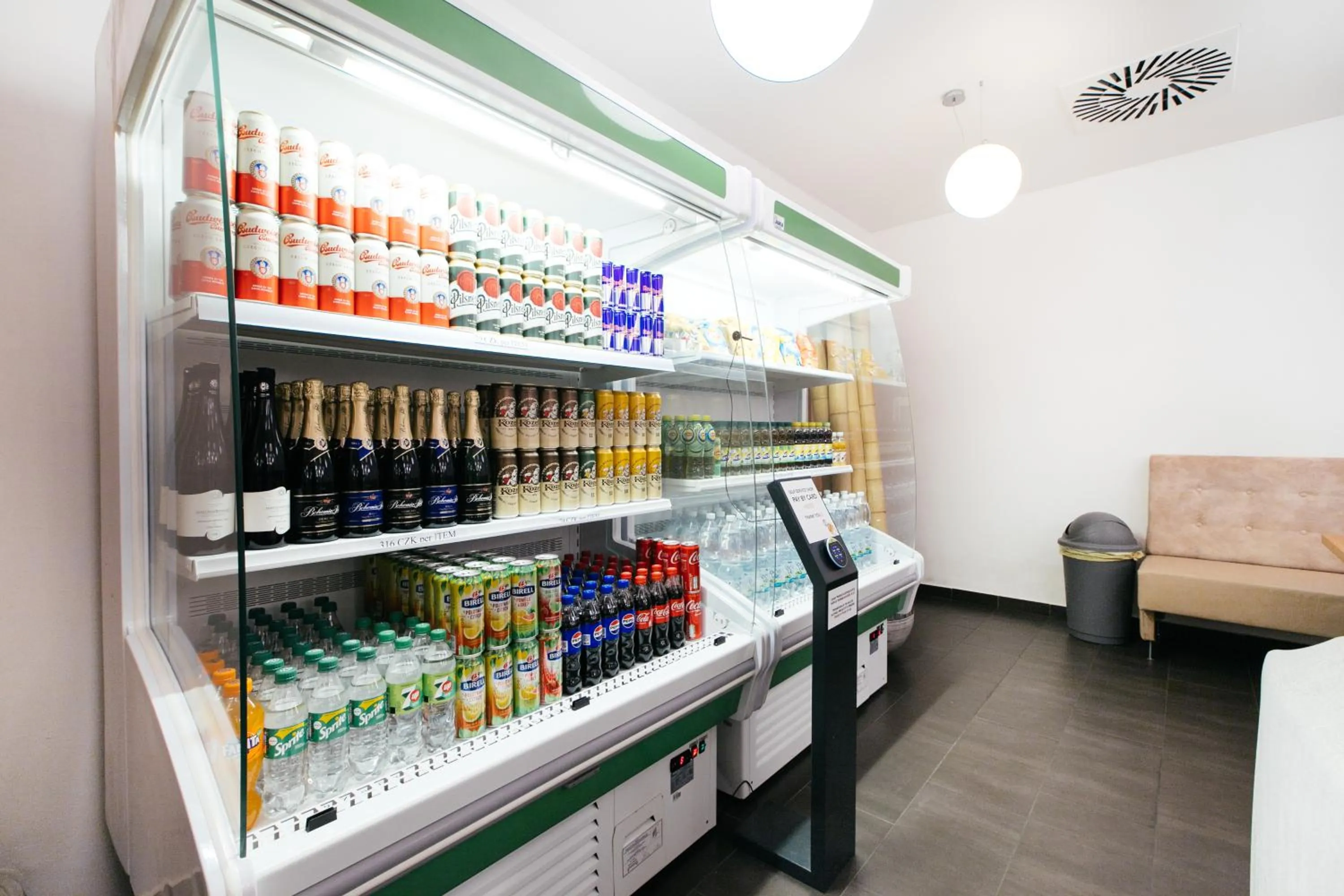 Communal lounge/ TV room in Hostel Mandarinka